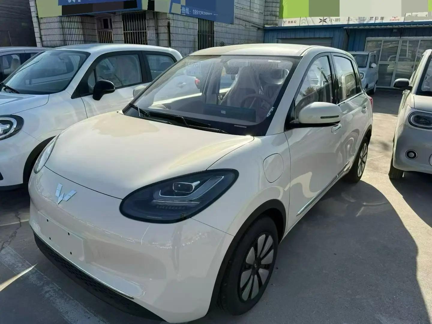 WuLing 2025 Plantronics 333km Enjoy Automatic Gear