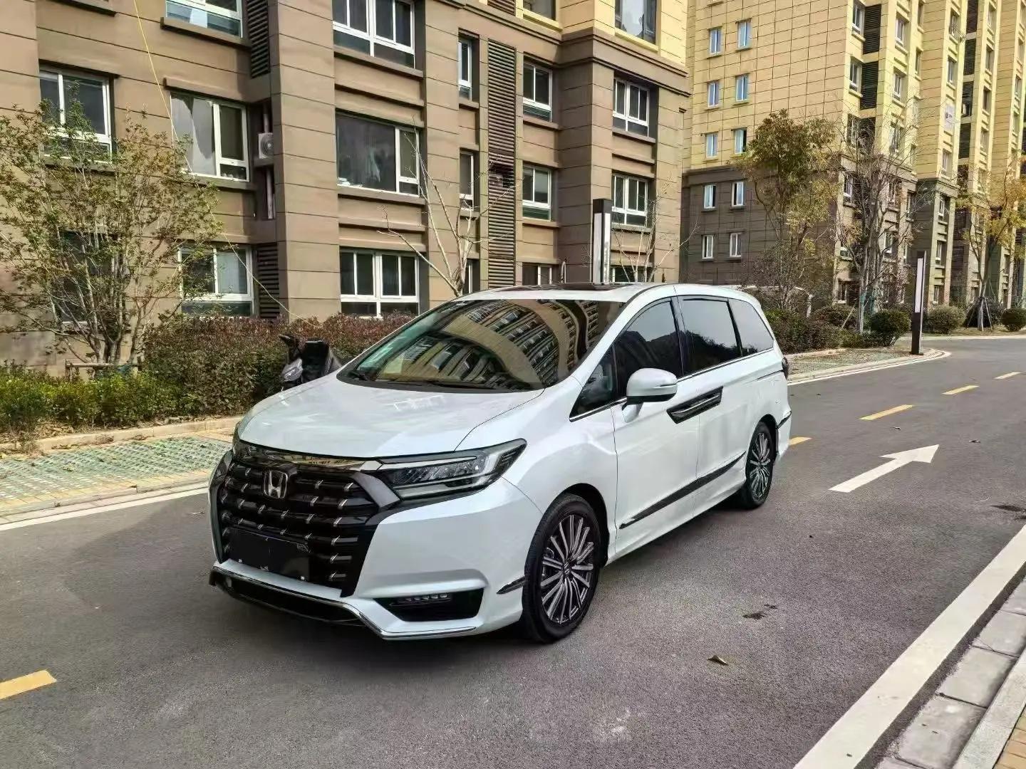 Elyson 2022 2.0L e:HEV Extreme Edition