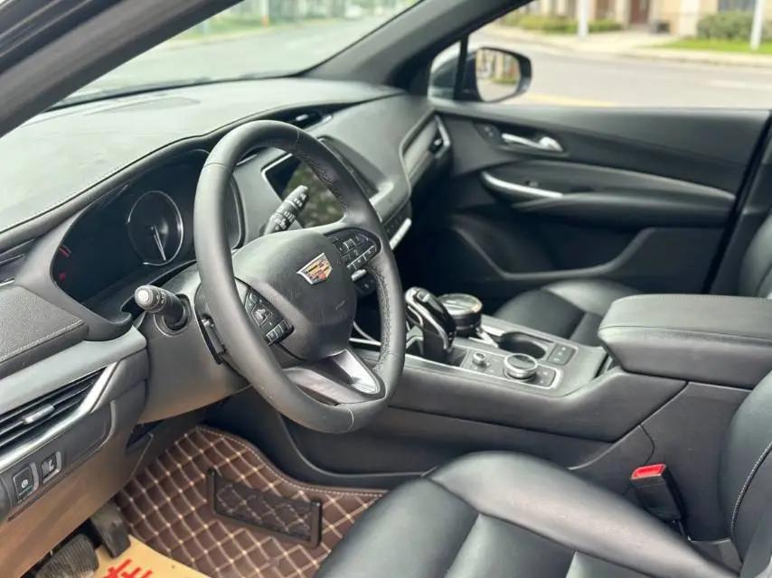 Cadillac XT4 2021 28T Two-Drive Luxury Model 8