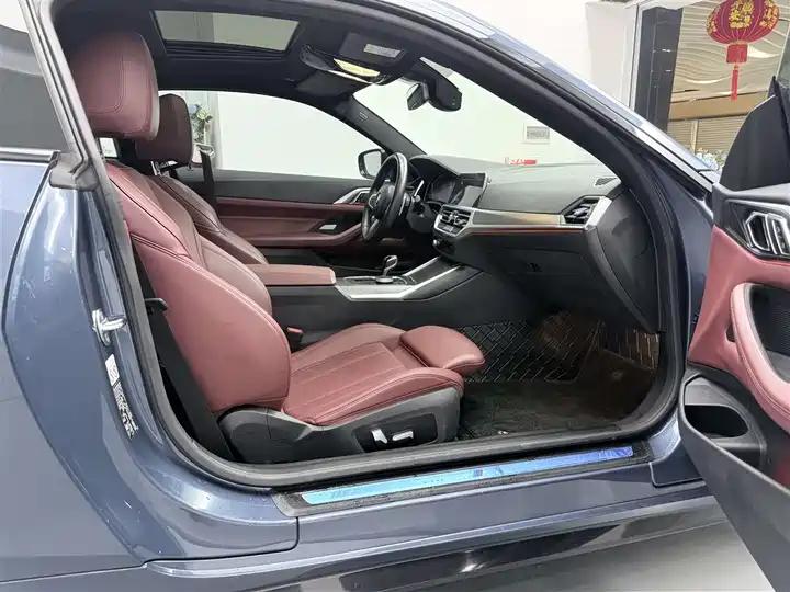 BMW 4 Series 2022 425i M Sports Night Suit 37