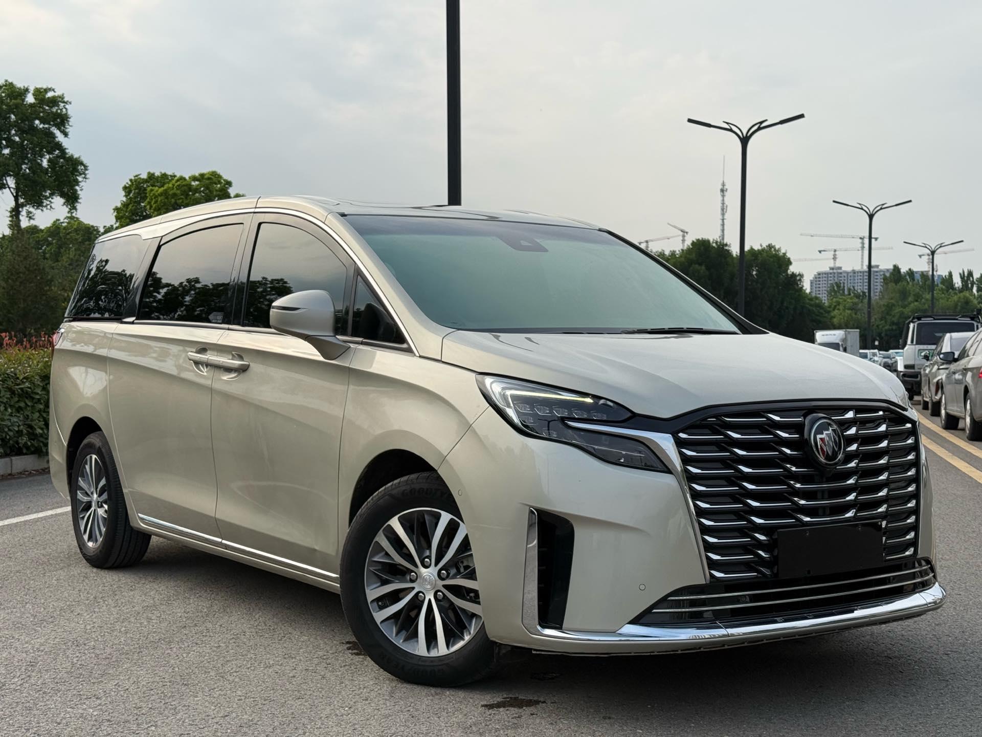 Buick GL8 2023 ES Lu Zun 653T Premium 3