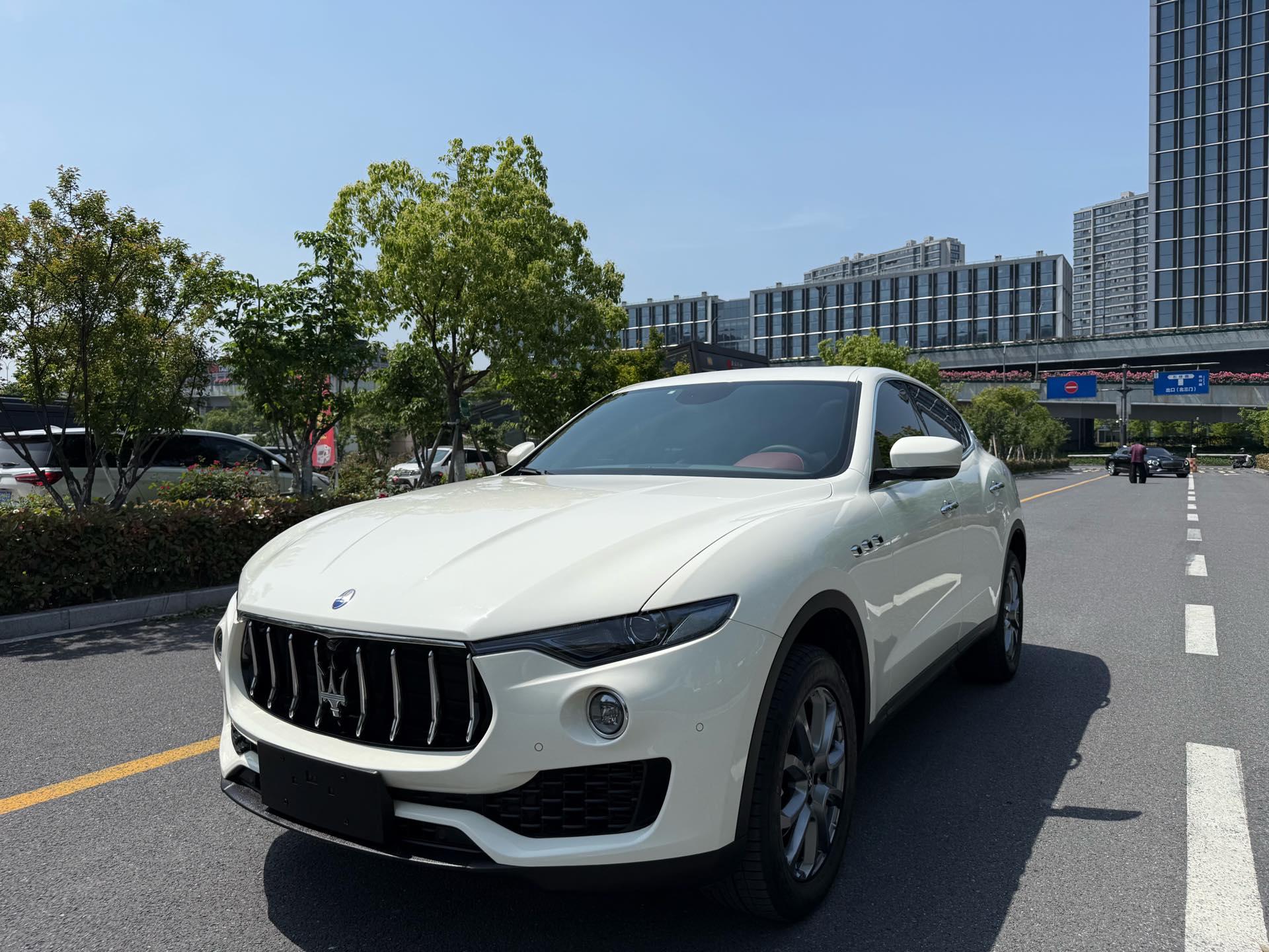 Levante 2021 3.0T Standard Edition
