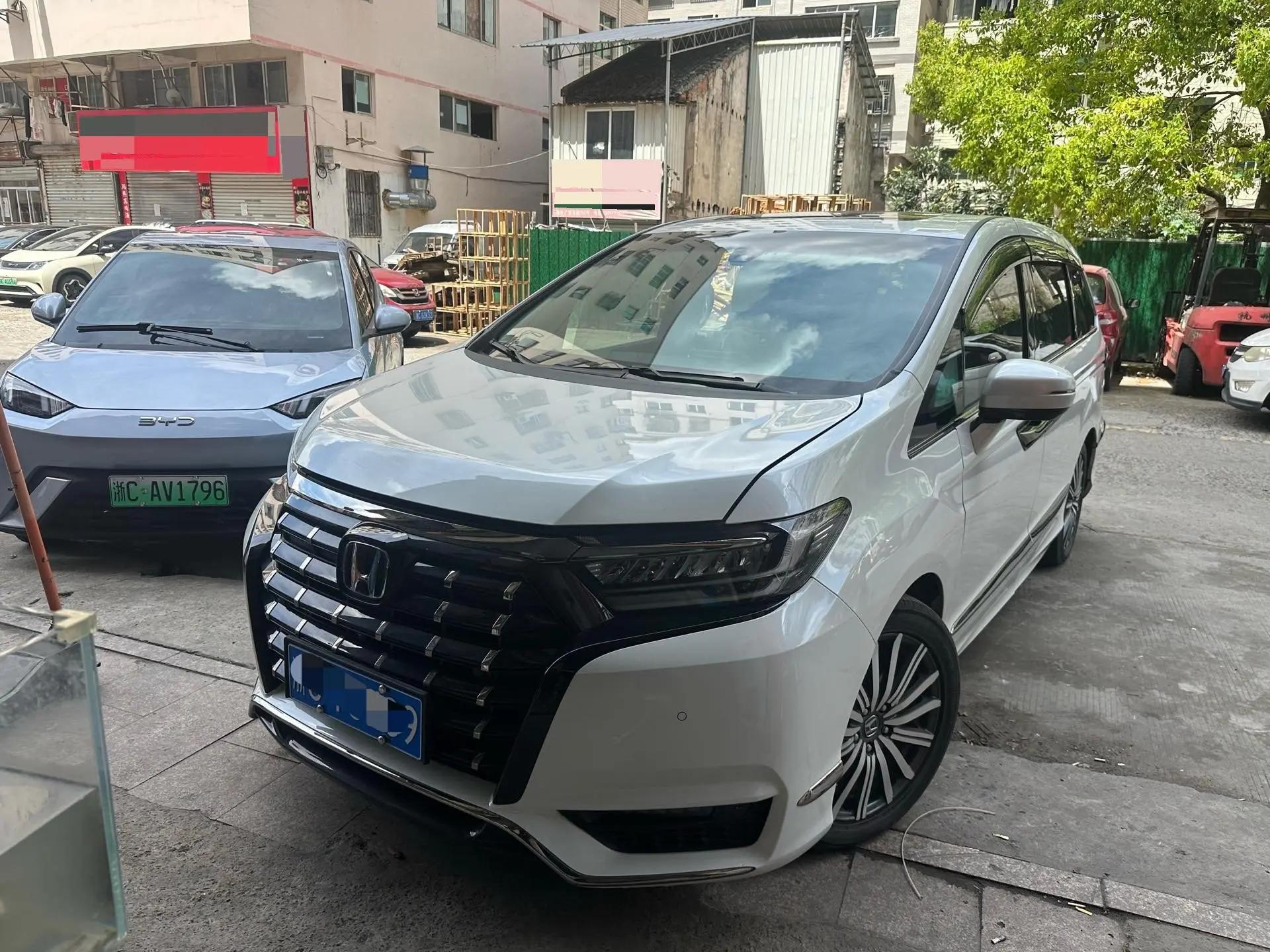 Elyson 2022 2.0L e:HEV Extreme Edition