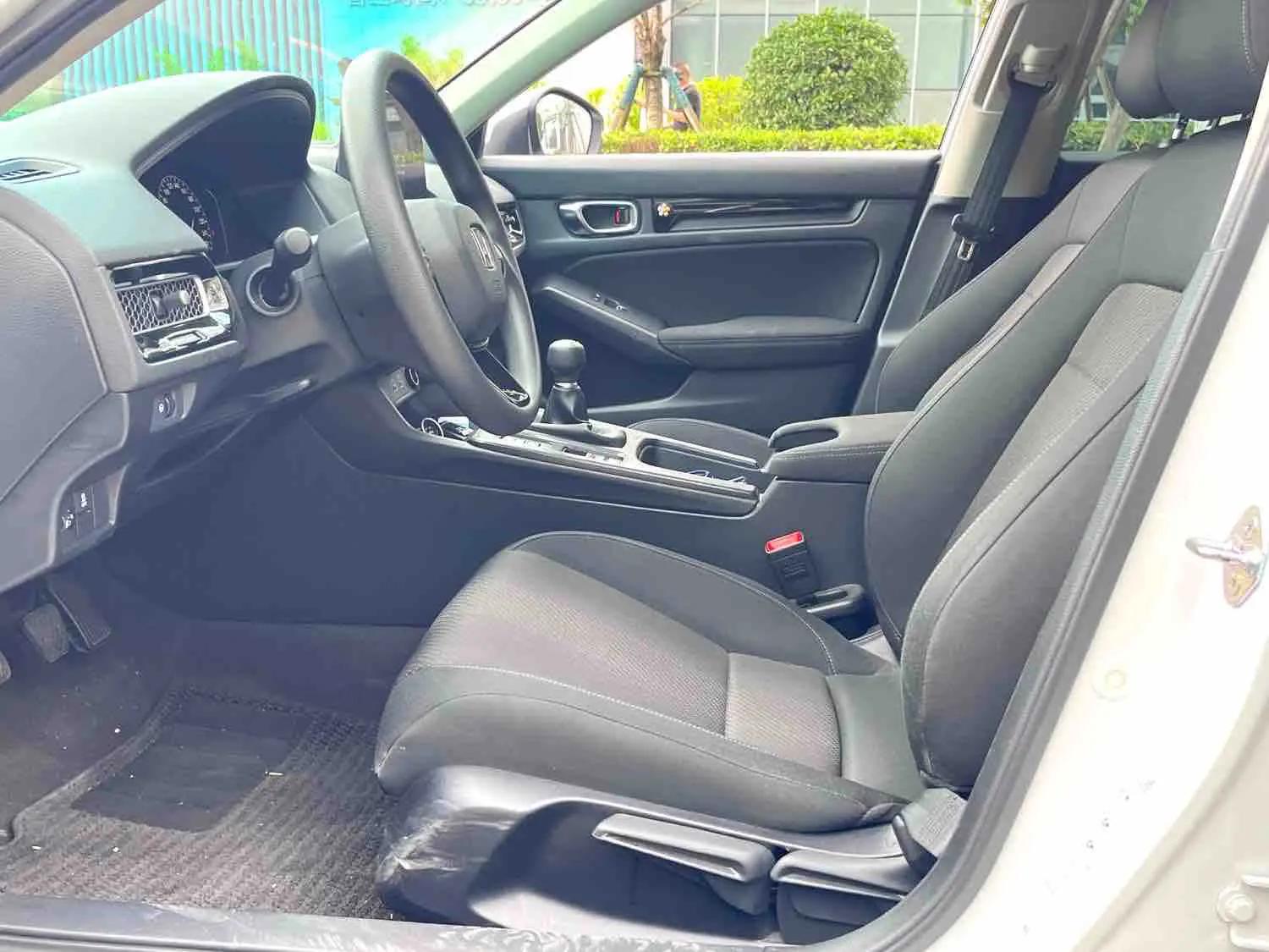 Model 2022 240TURBO Manual Exclusive Edition 4