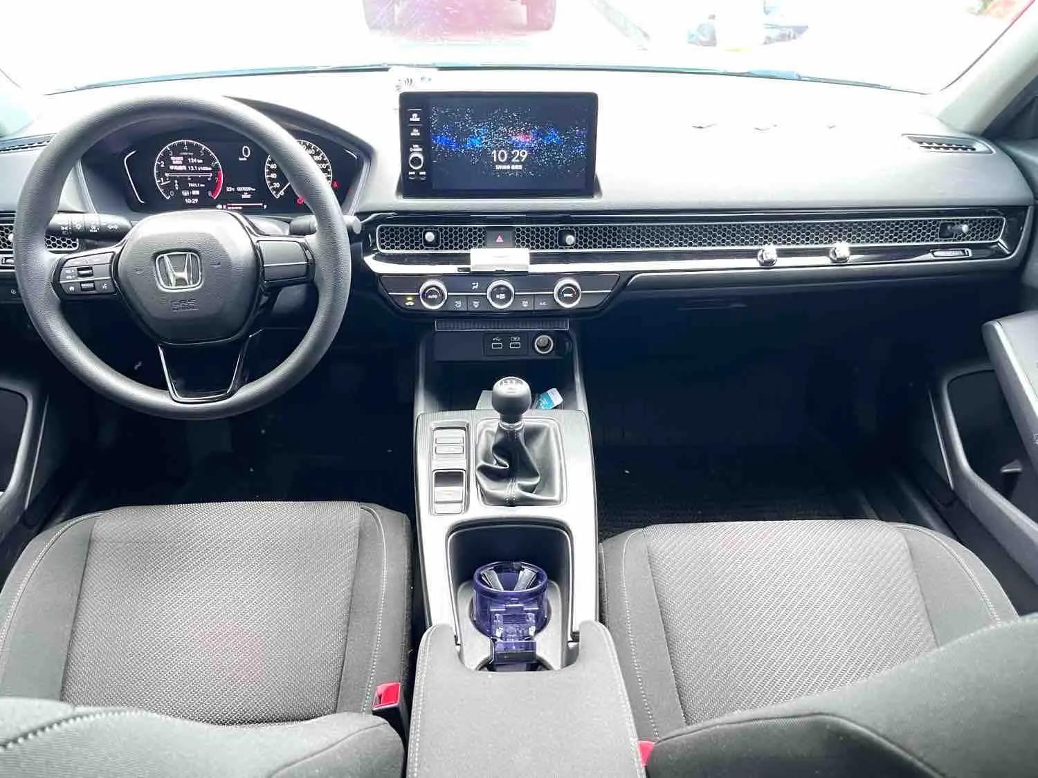 Model 2022 240TURBO Manual Exclusive Edition 6