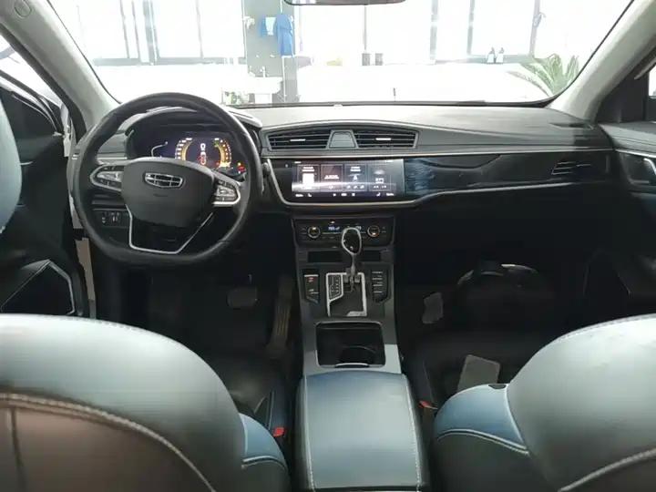 Emgrand GL 2021 UP 1.4T CVT Leading Type 10
