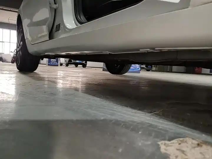 Emgrand GL 2021 UP 1.4T CVT Leading Type 21