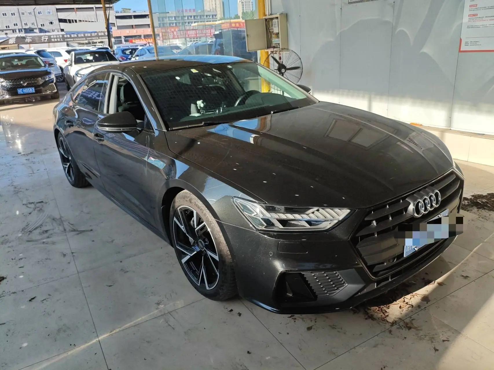 Audi A7 2021 40 TFSI Luxury Model 2