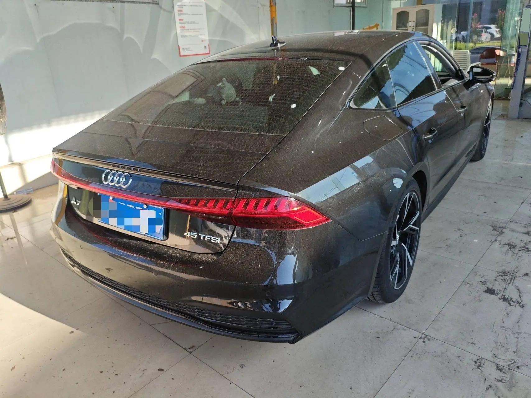 Audi A7 2021 40 TFSI Luxury Model 3