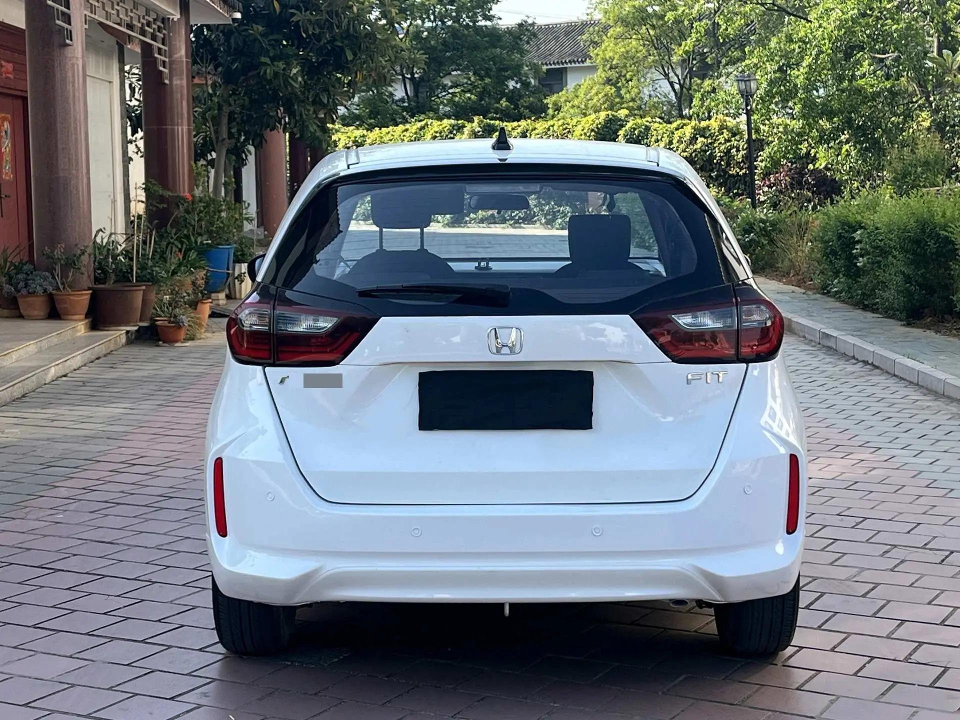Fit 2022 1.5L CVT Tide Enjoy Skylight Edition 9