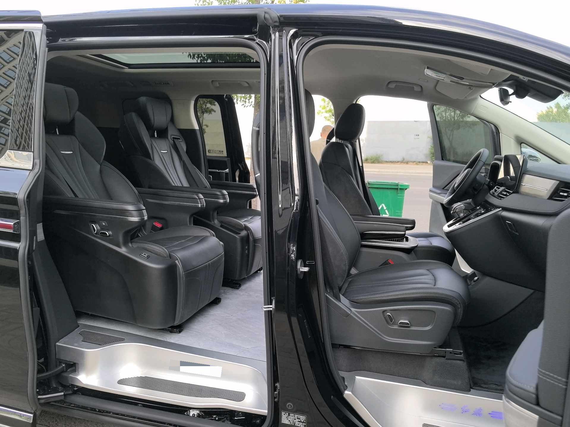 HongQi 2024 HQ9 PHEV 2.0T 4WD Business Edition Welfare Edition Automatic Gear 11