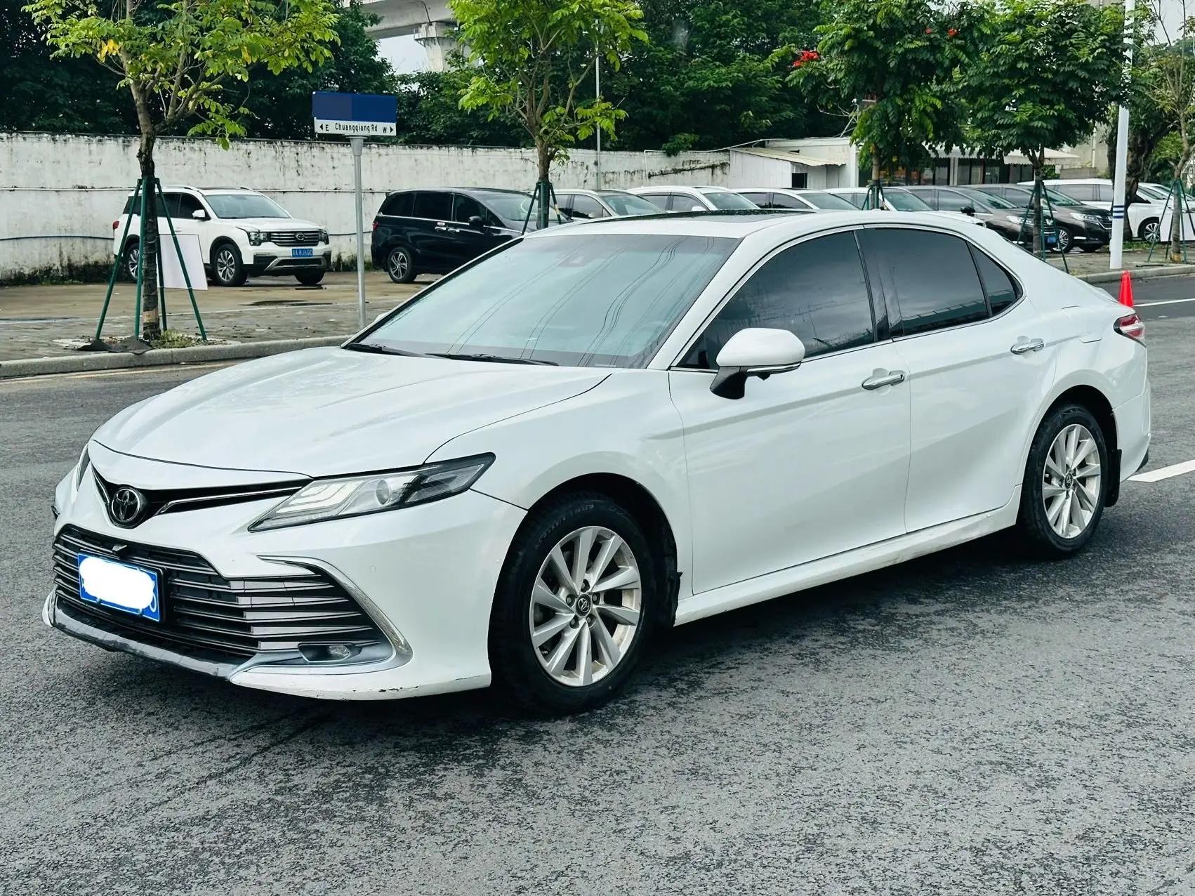Camry 2021 2.0G Deluxe Edition