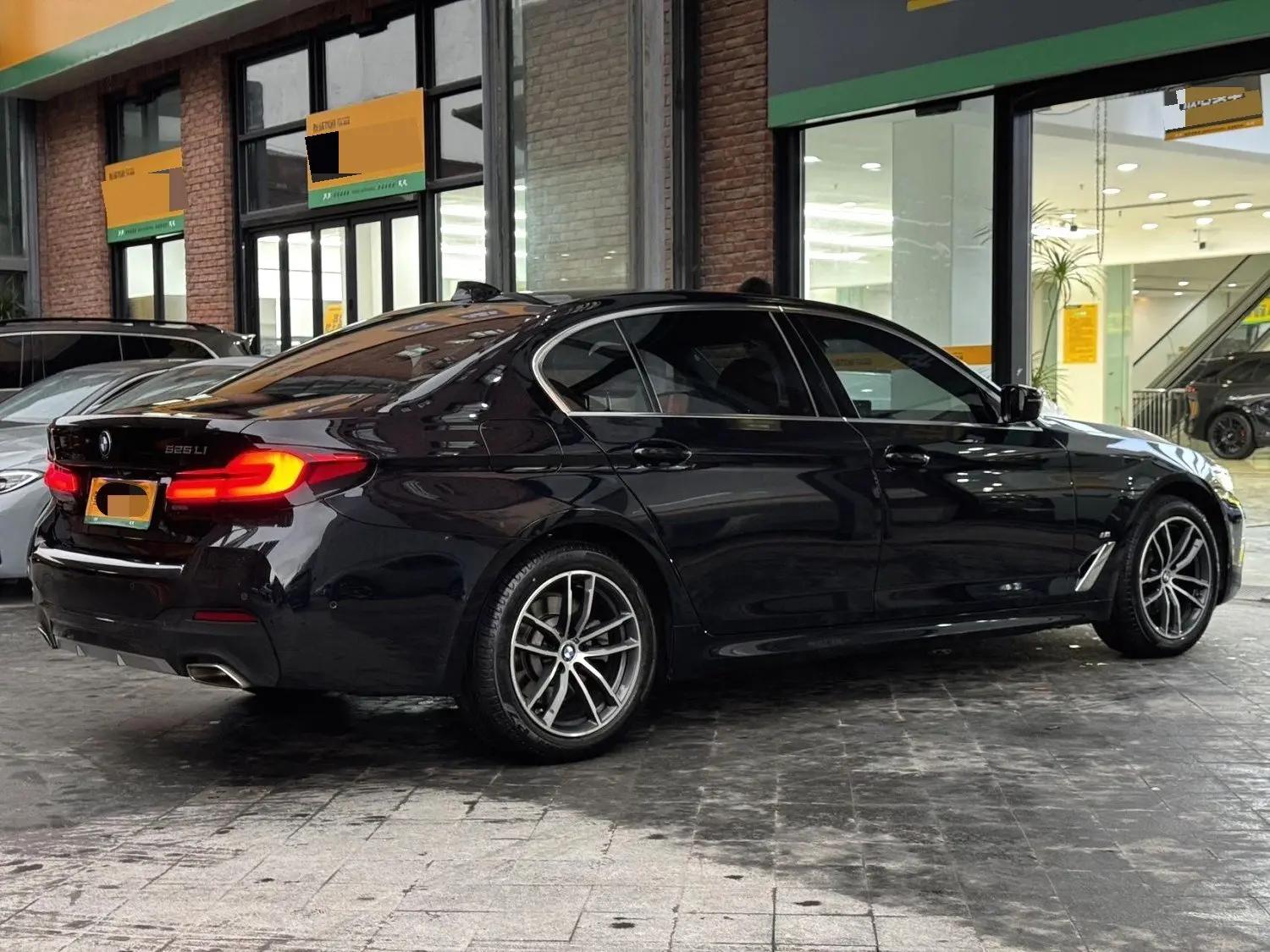 BMW 5 Series 2022 Change 2 525Li M Sports Suit 3