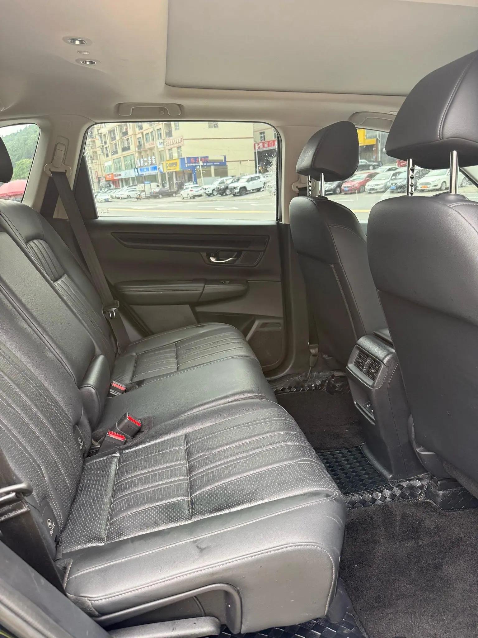 Honda 2025 BREEZE 1.5T CVT 240TURBO Two-Wheel Drive Luxury 5-Seater Automatic 8