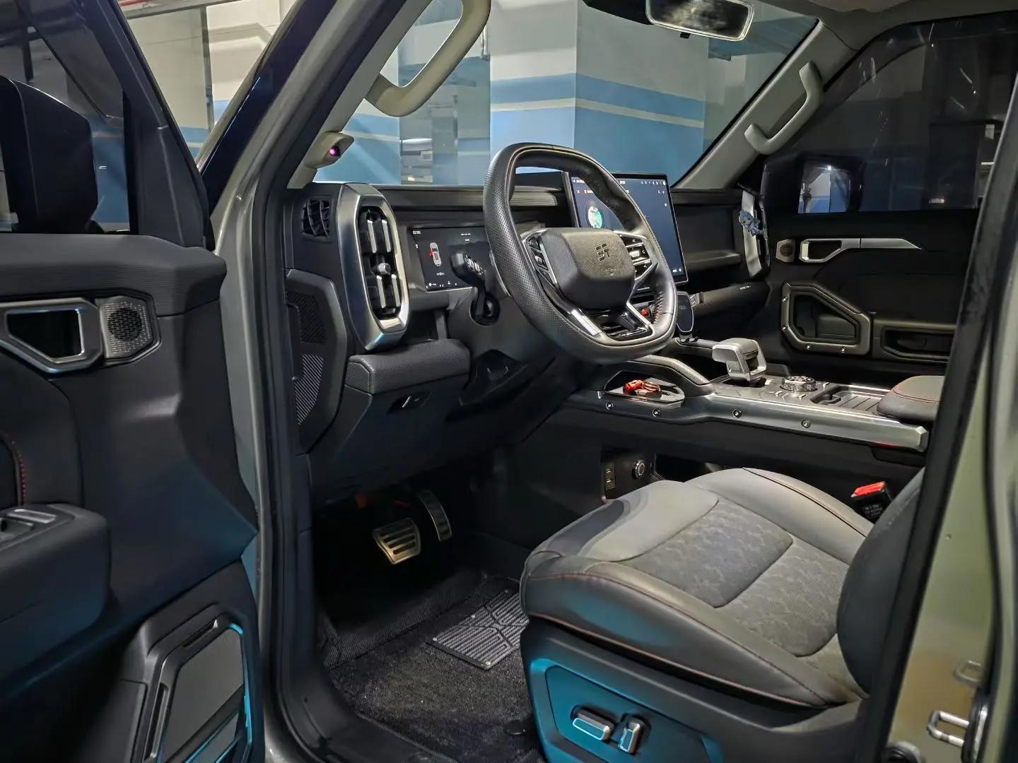 Jetour Traveler 2023 2.0T Four-wheel Drive Through PRO 6
