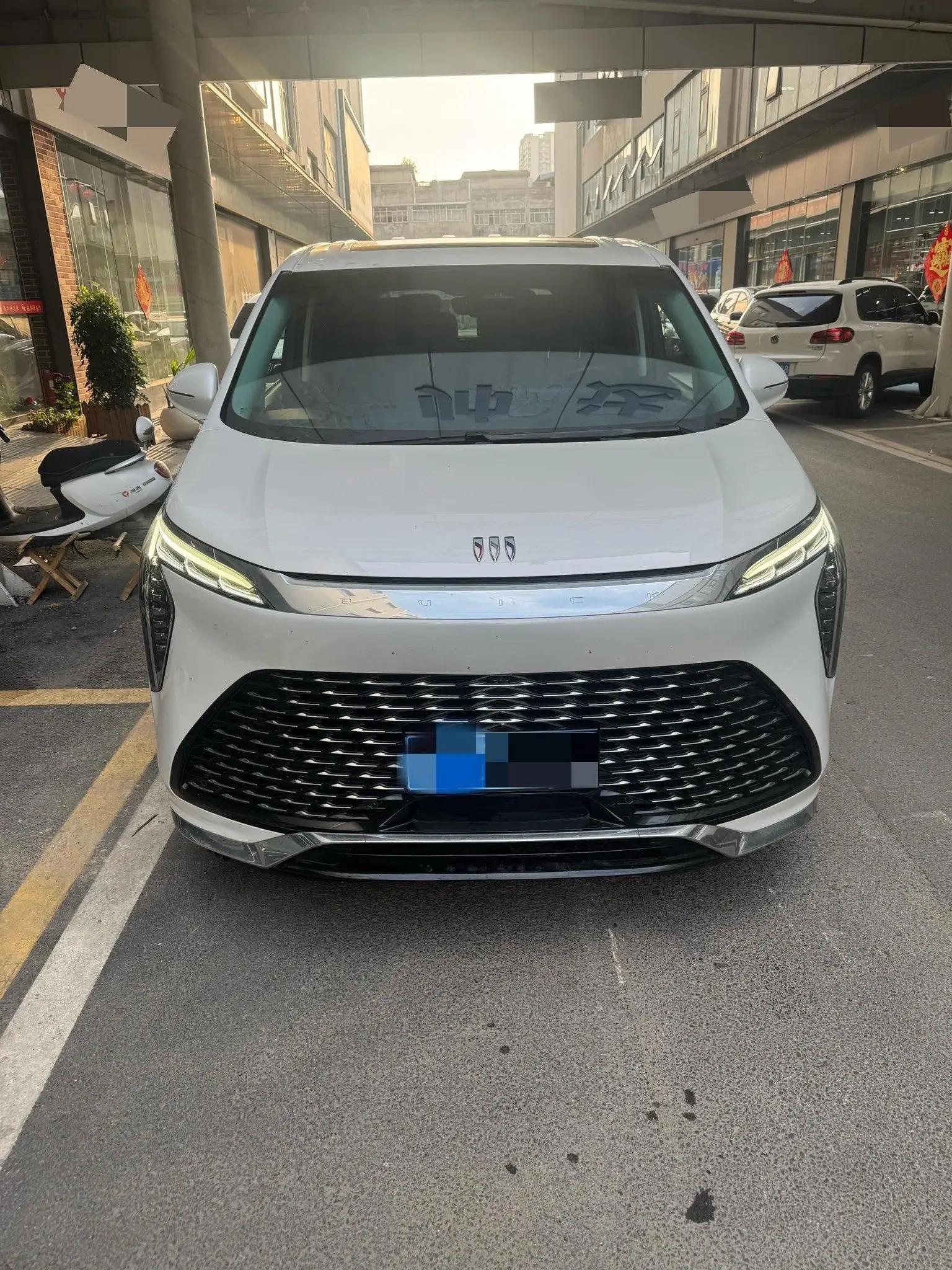 Century 2023 2.0T Six-seat World Edition 2
