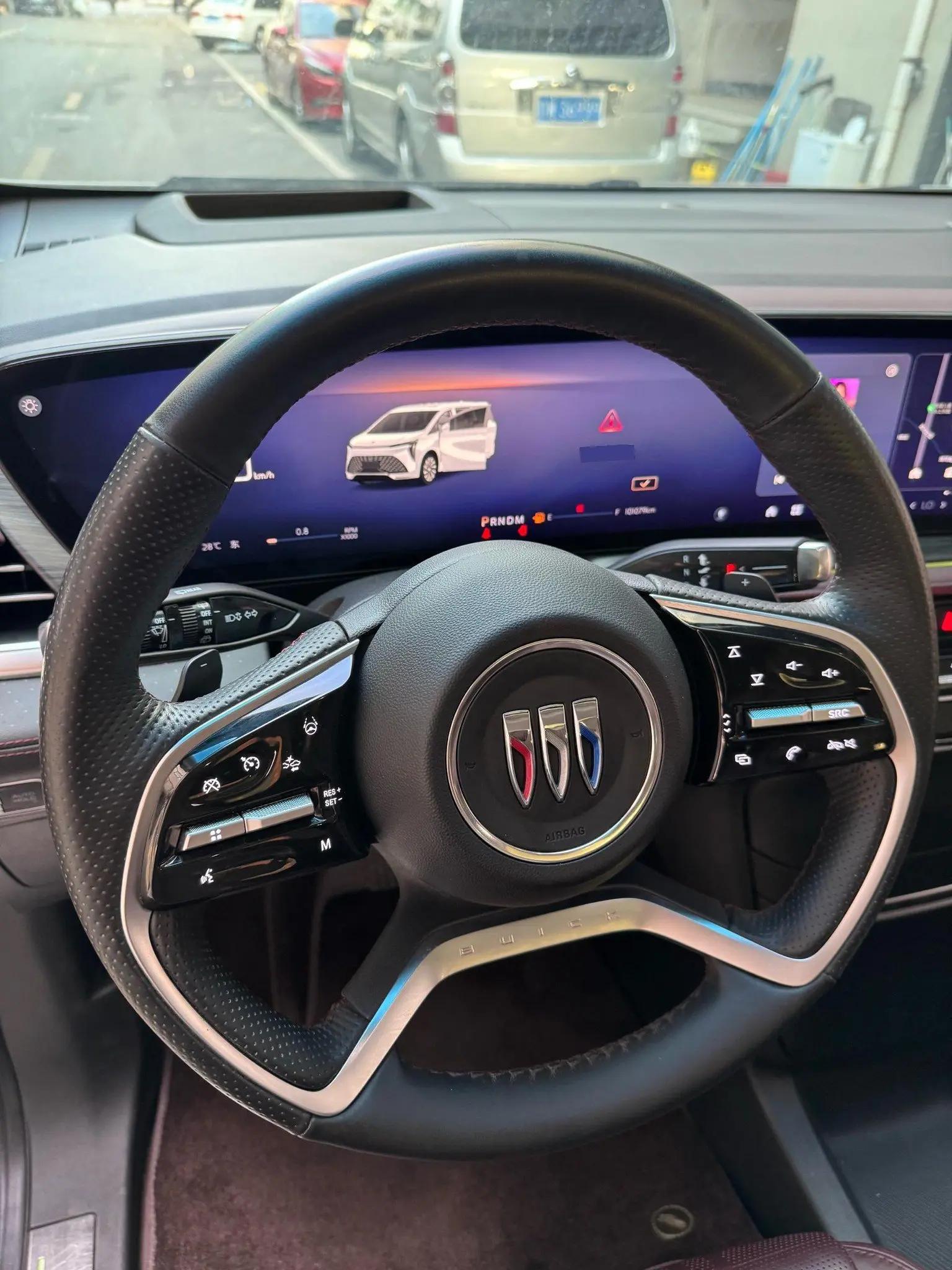 Century 2023 2.0T Six-seat World Edition 7
