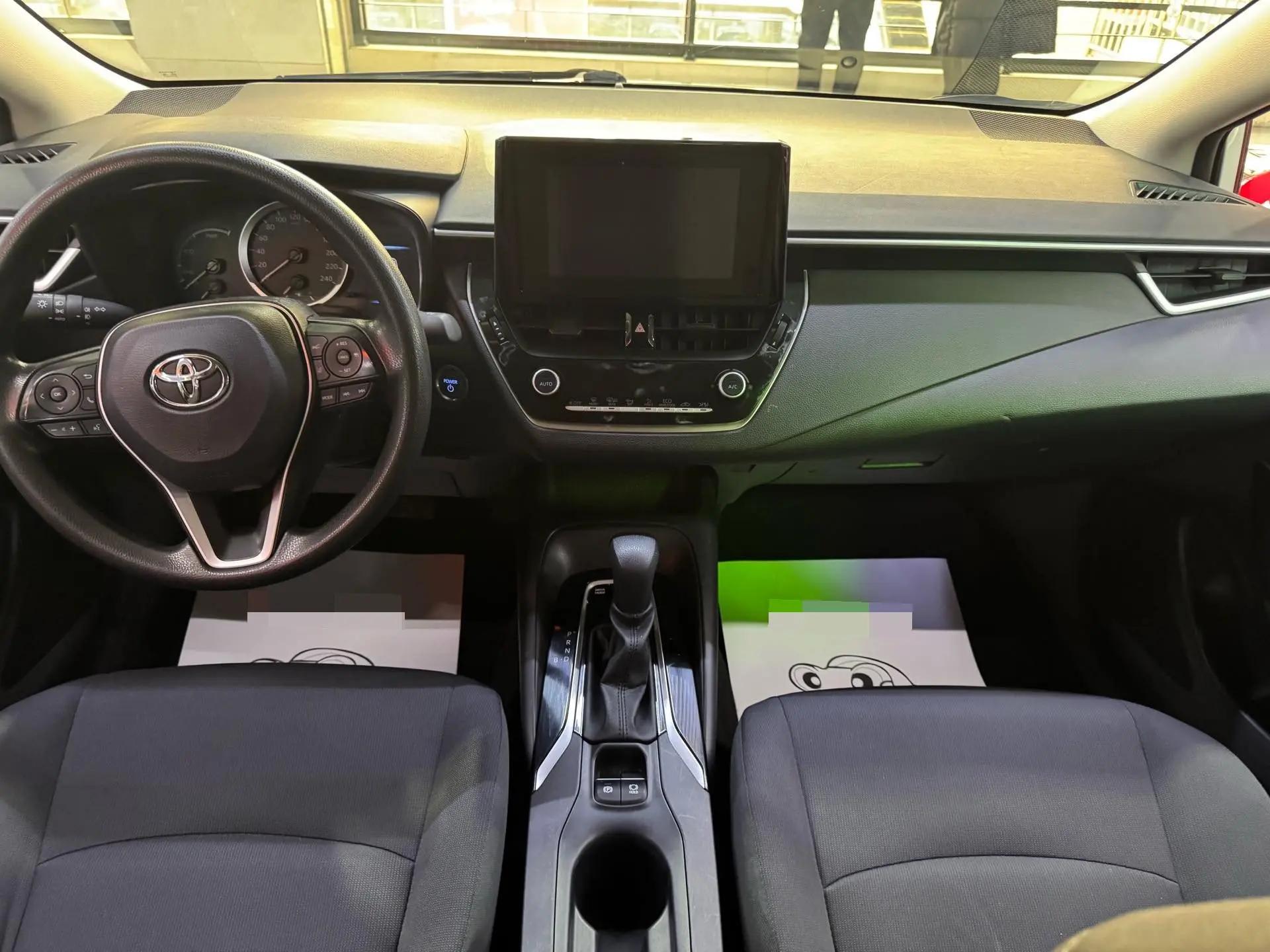 Corolla 2021 Double Engine 1.8L E-CVT Pioneer Edition 4