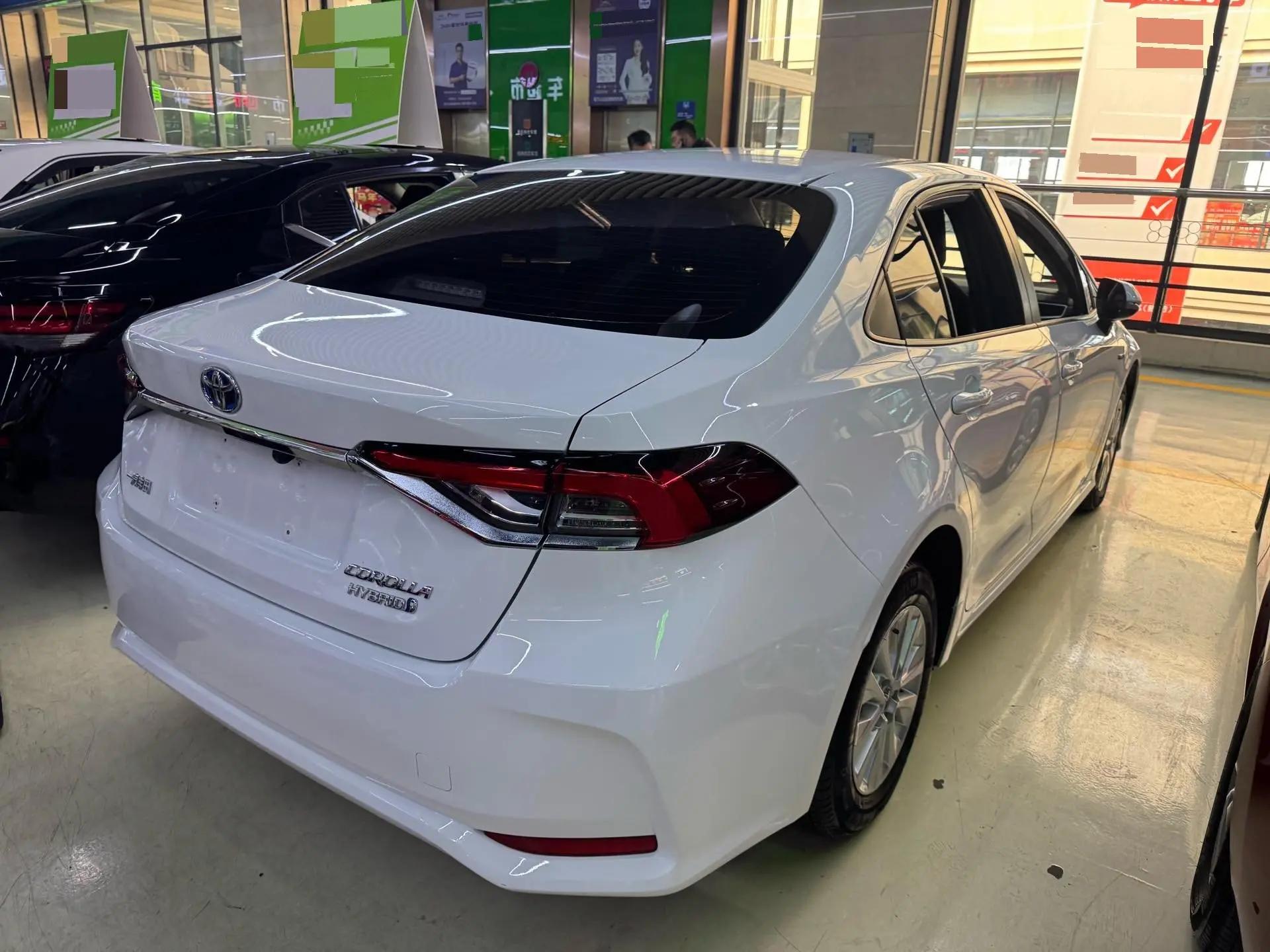 Corolla 2021 Double Engine 1.8L E-CVT Pioneer Edition 9