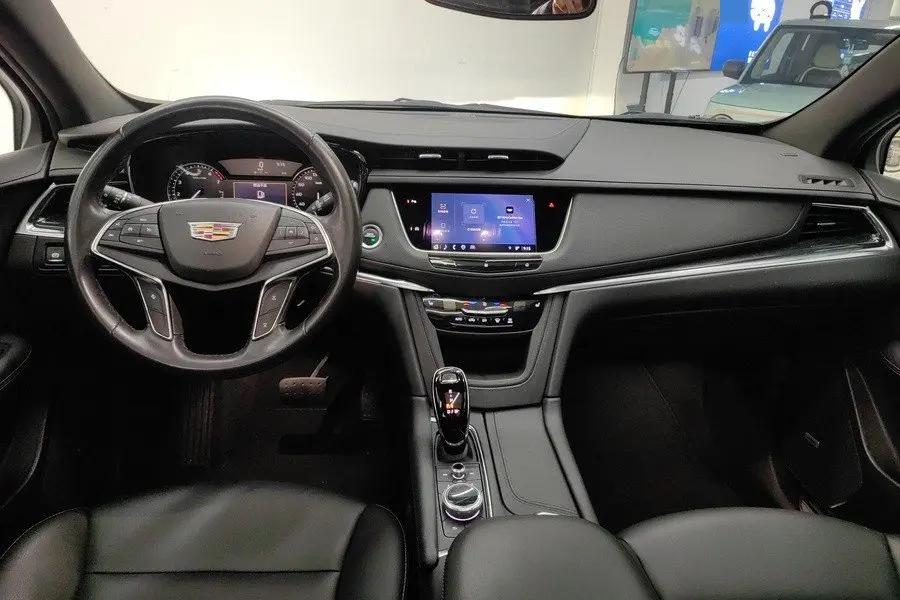 Cadillac XT5 2021 2.0T Two-Drive Luxury Model 4
