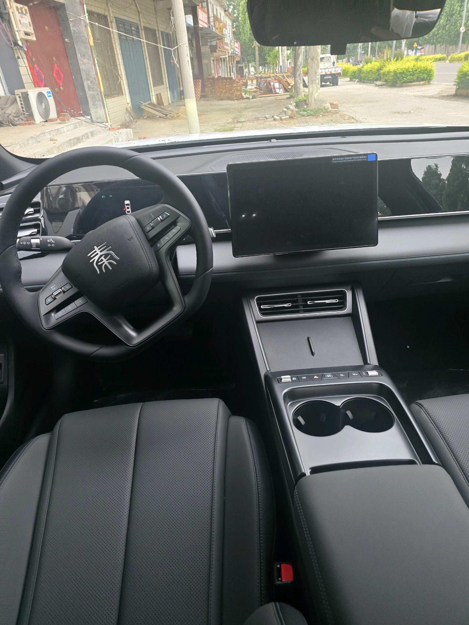 BYD 2026 Qin L DM-i 1.5 stepless 128KM aggressive automatic gear 6