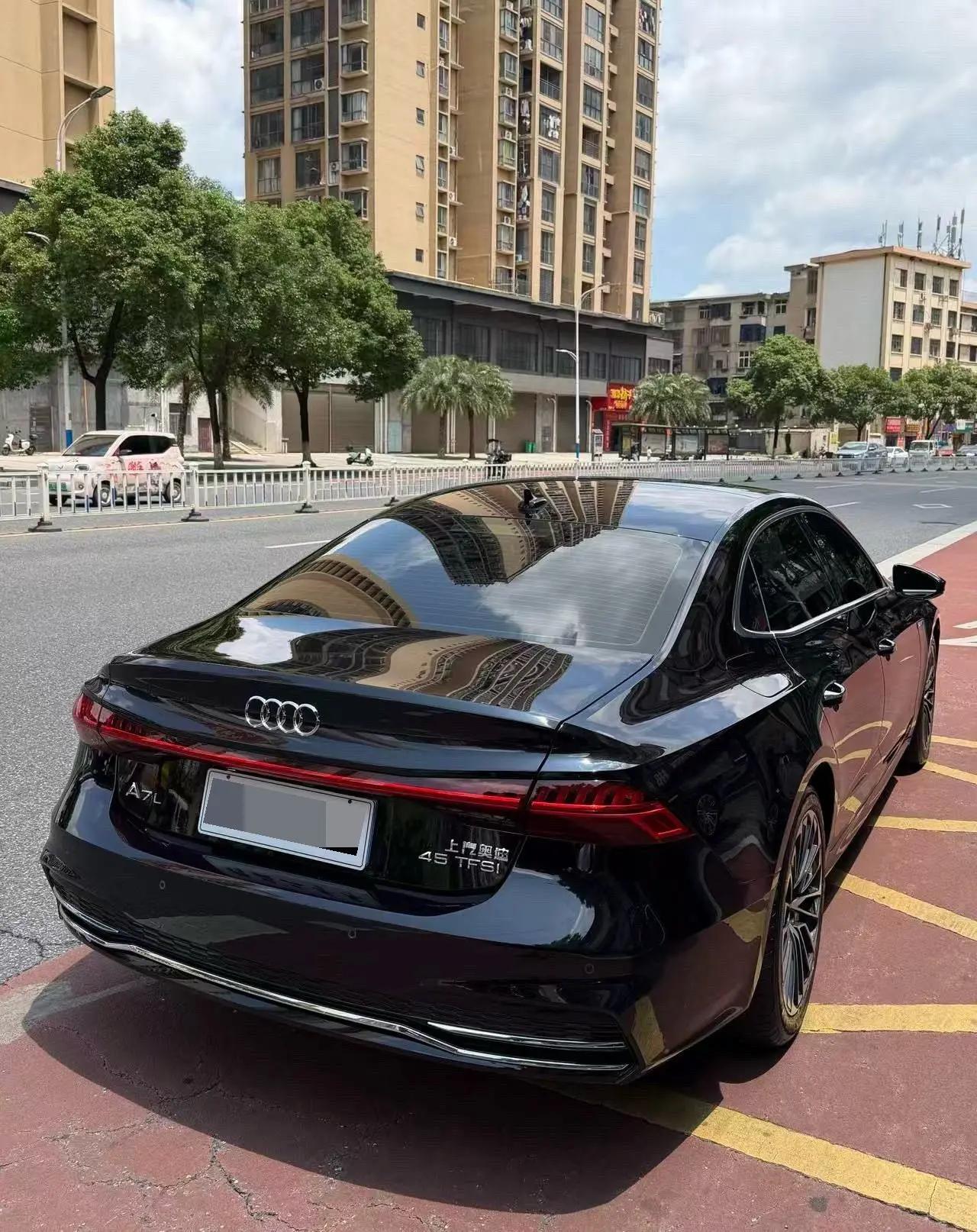 Audi 2024 A7L 2.0TFSI 45TFSI Luxury Automatic 8