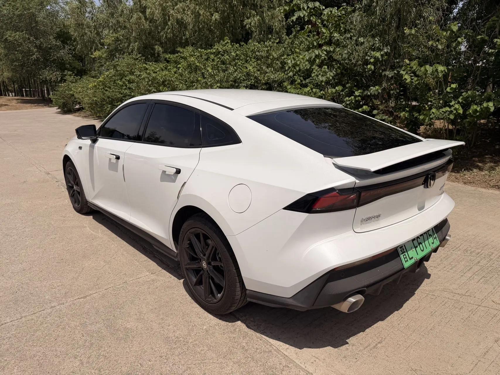 ChangAn UNI-V New Energy 2022 Blue Whale iDD 1.5T Basic 3
