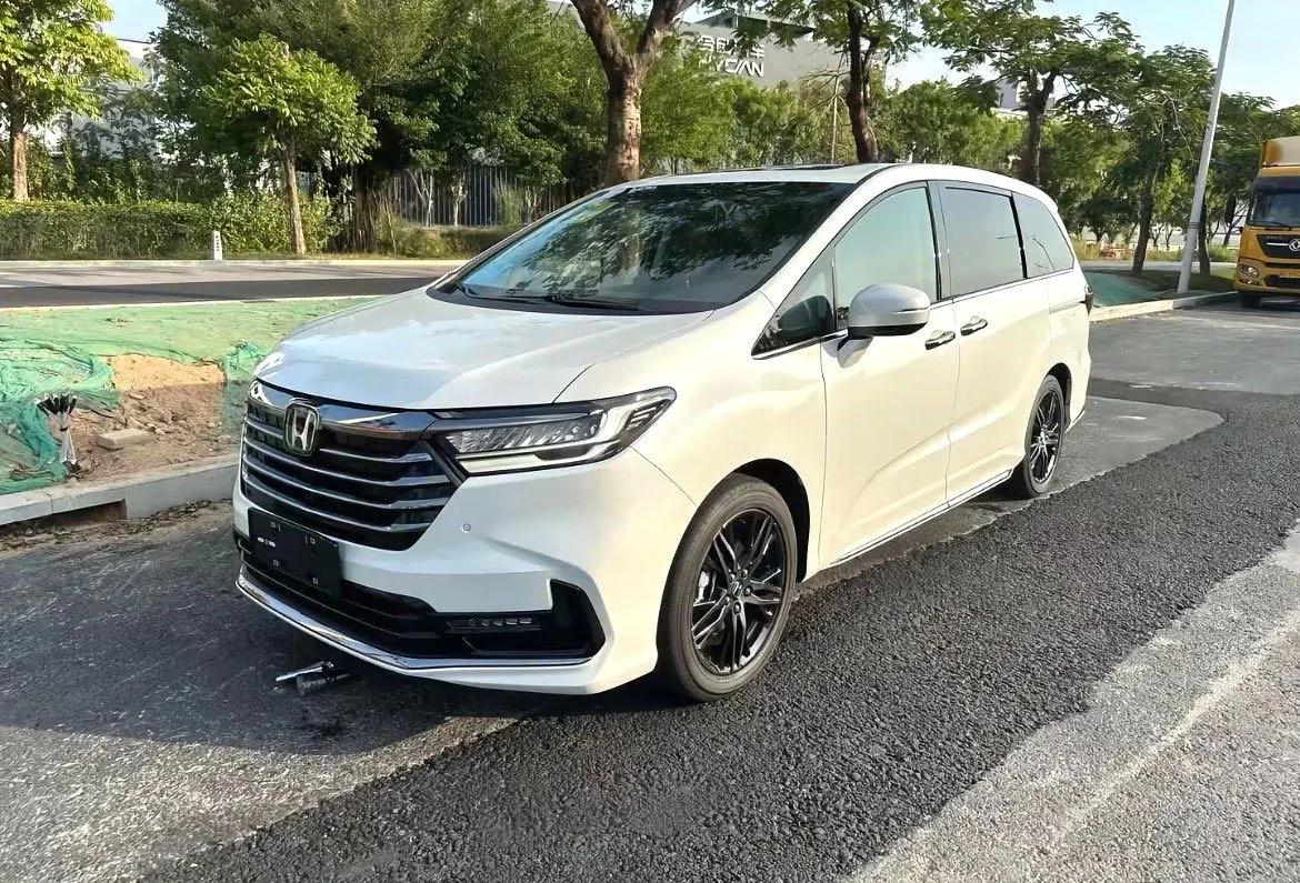 Honda 2024 Odyssey Hybrid 2.0 CVT Elite Enjoyment Edition Automatic