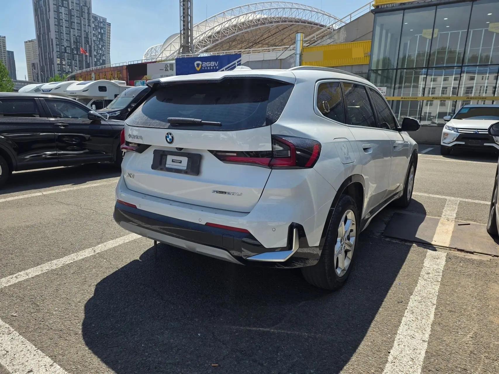 BMW 2023 X1 sDrive20Li 1.5T X Design Package Automatic 4