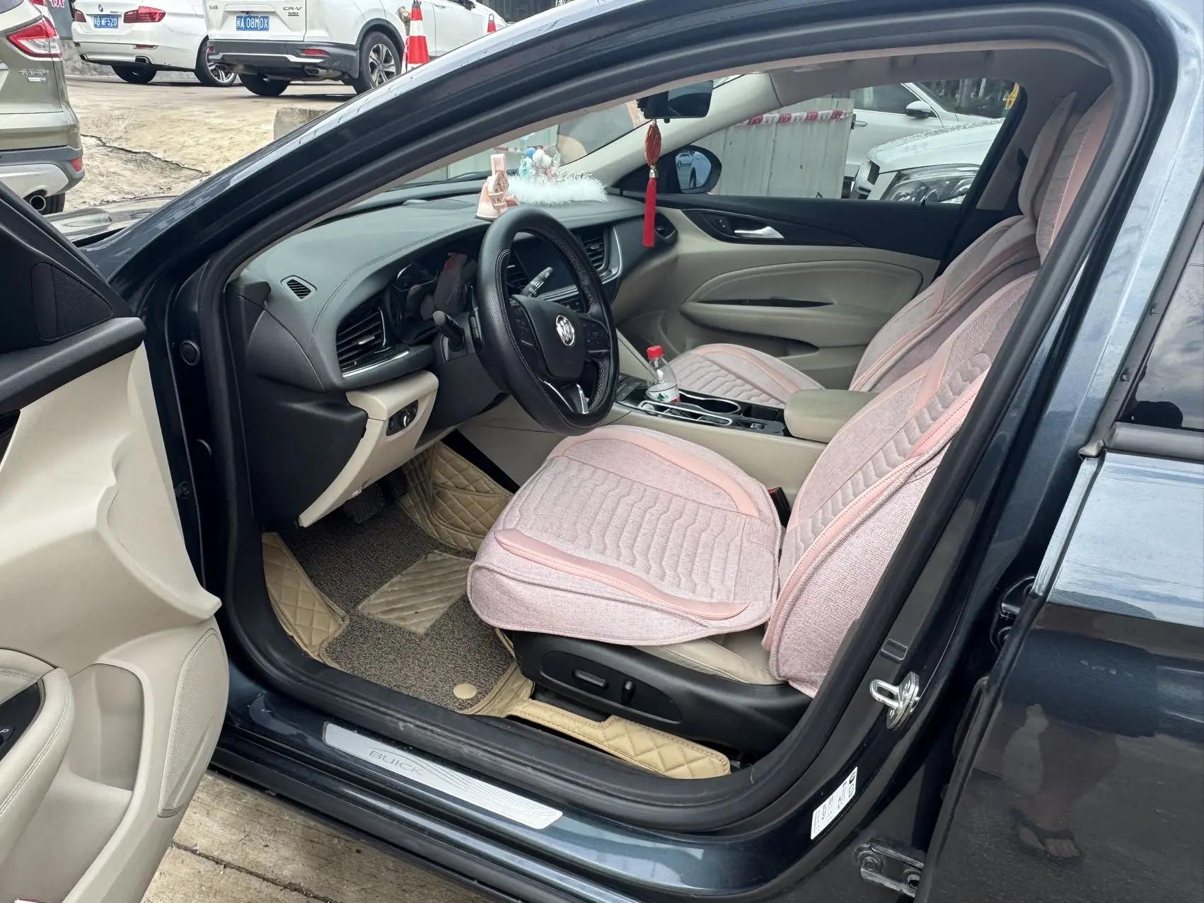 Regal 2020 552T Elite 3