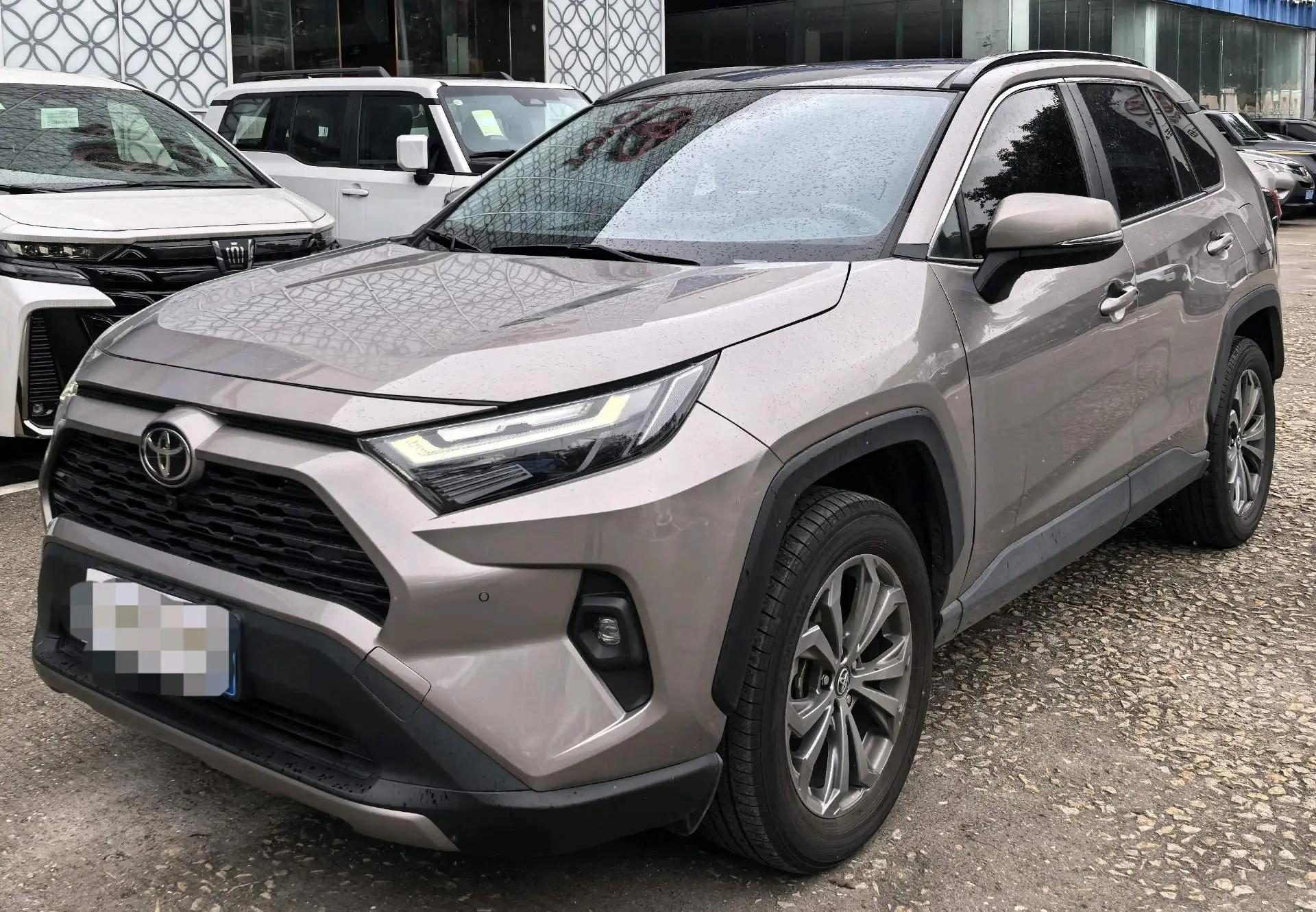 Open image lightbox: Toyota 2023 RAV4 Rongbo 2.0 Stepless Two-Drive Fashion Plus Edition Automatic Gear