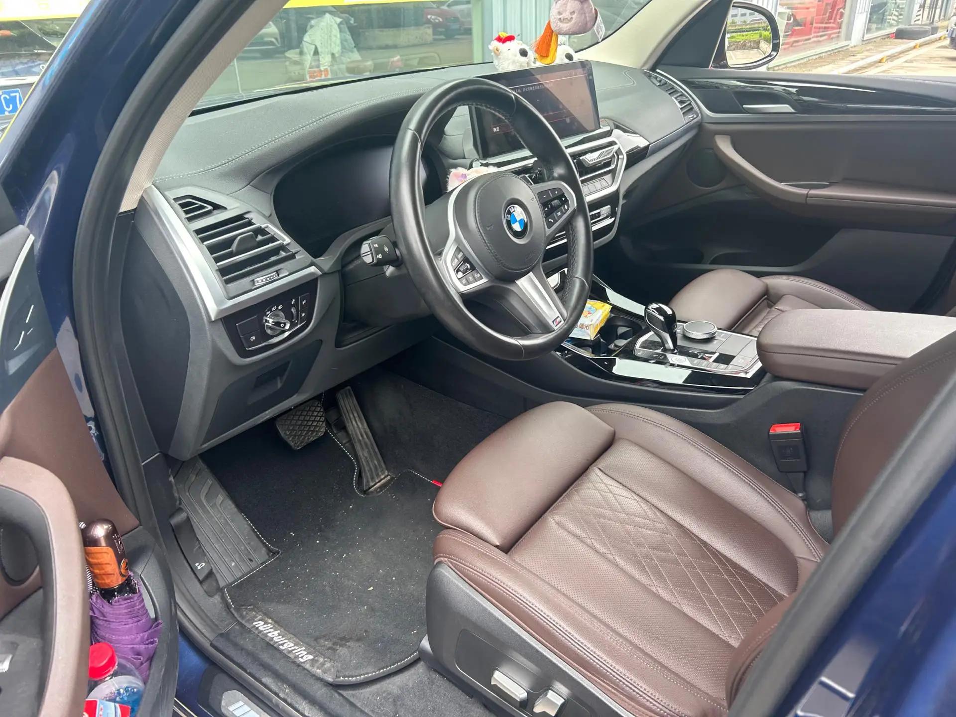 BMW X3 2022 xDrive25i M sports suit 3
