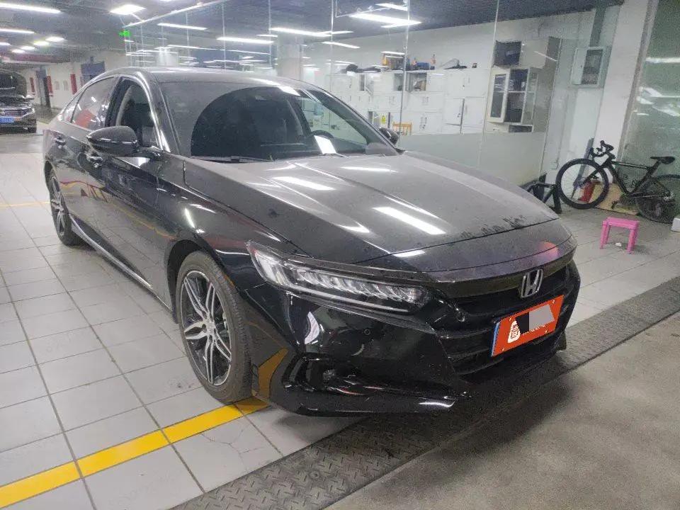 Accord 2022 260TURBO Magic Night Premium Edition 3