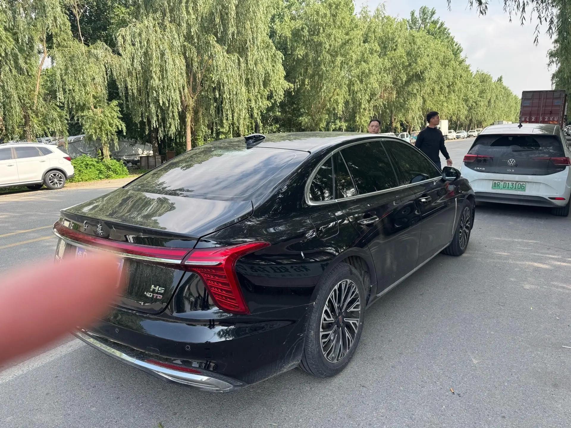 HongQi H5 2024 2.0T Auto Zhilian Flag Chang Edition 6