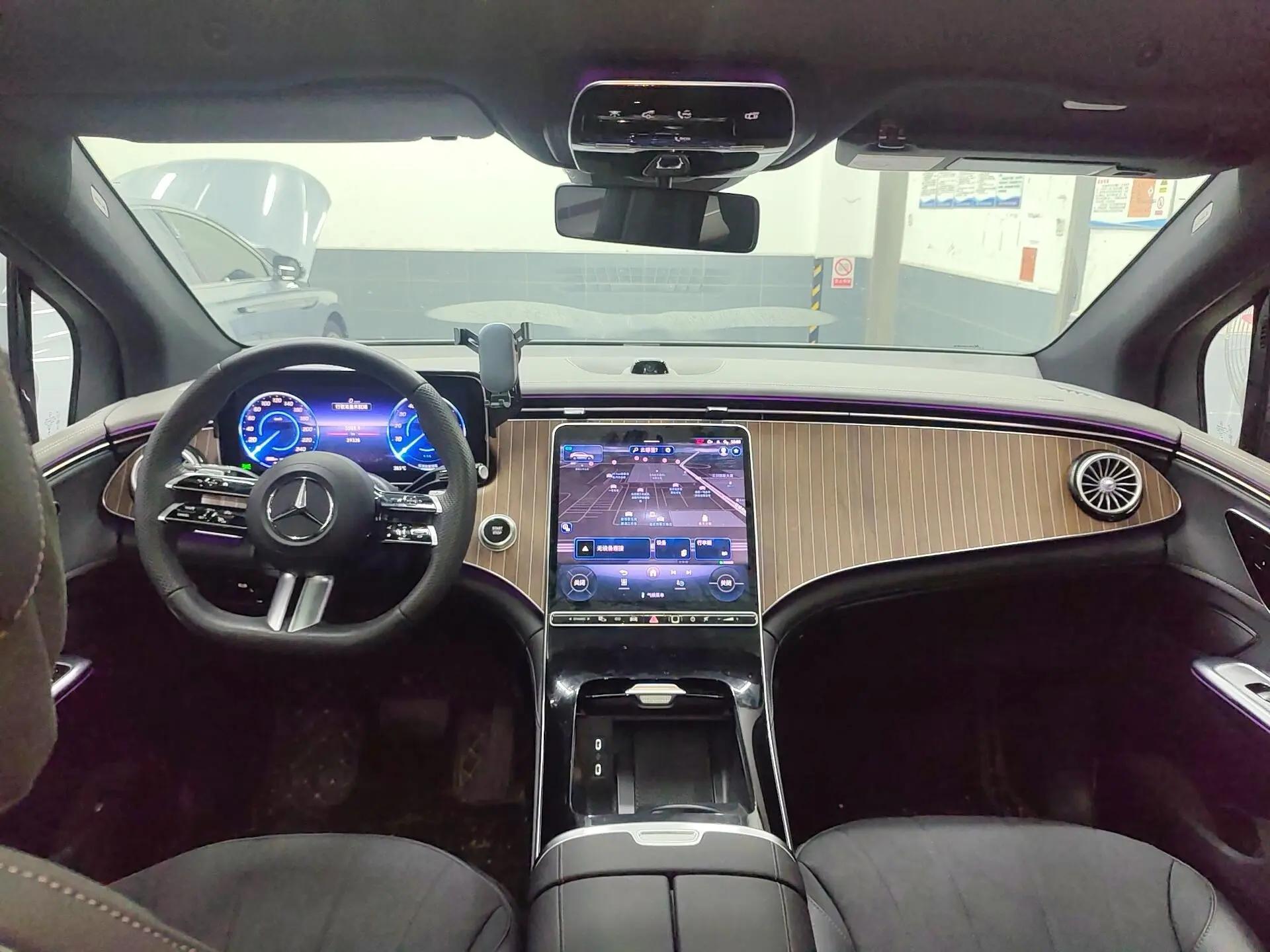 Mercedes Benz EQE SUV 2023 350 4MATIC Pioneer Edition 7