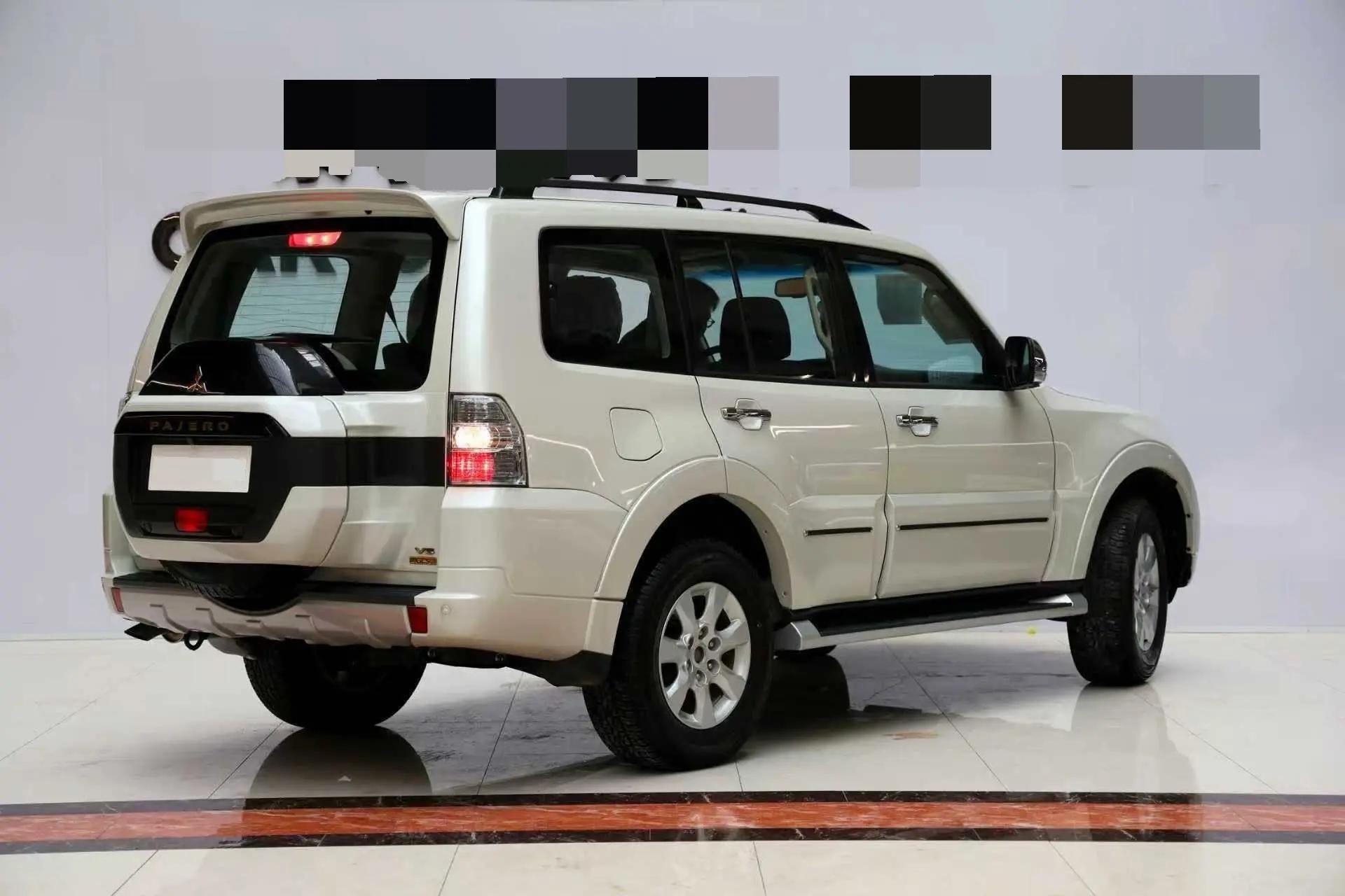 Pajero (Imported) 2020 Collection Edition 3.0L Automatic Premium Off-Road Edition 5