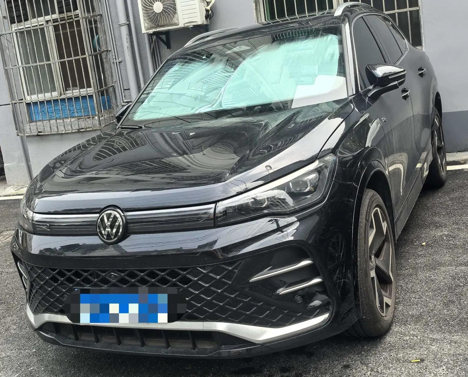 Volkswagen 2025 Tiguan L PRO 2.0TSI 380TSI Two-Drive R-Line Smart Collar Edition Automatic Gear 2