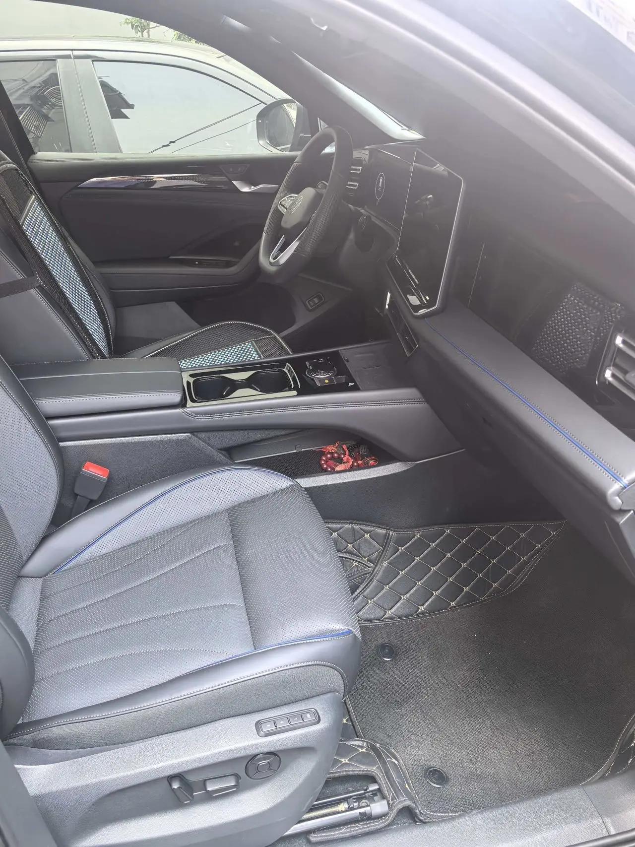 Volkswagen 2025 Tiguan L PRO 2.0TSI 380TSI Two-Drive R-Line Smart Collar Edition Automatic Gear 4