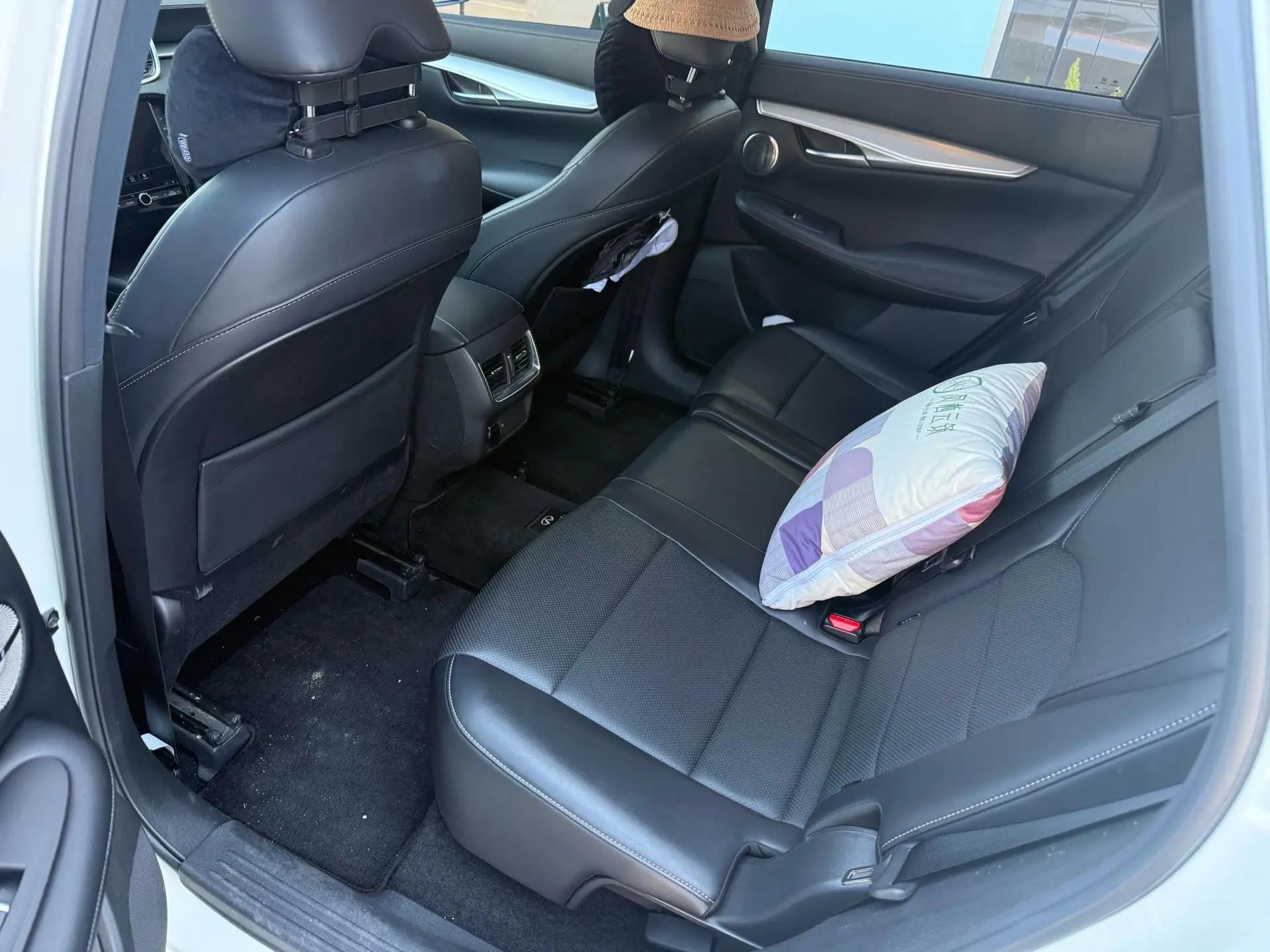 Infiniti QX50 2022 2.0T Two-Drive Pilot Edition 3