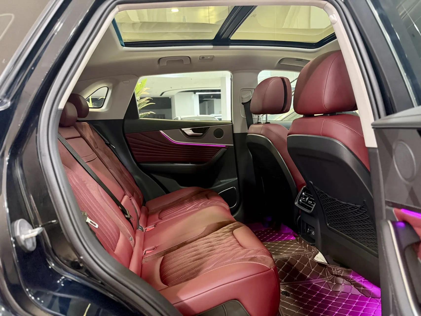 HongQi HS5 2023 model 2.0T Qixiang Pro version 8