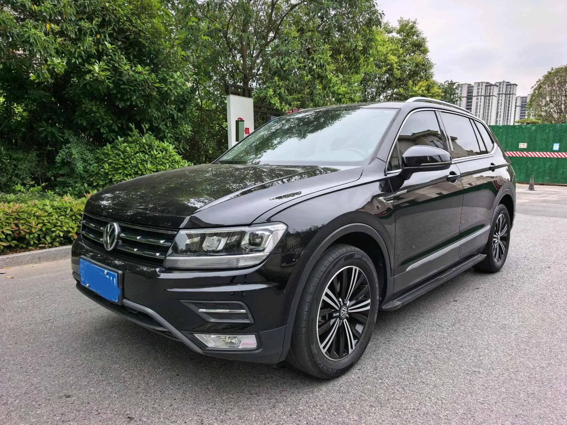 Tiguan L 2019 330TSI Automatic Two-Drive Panoramic Comfort Edition National V