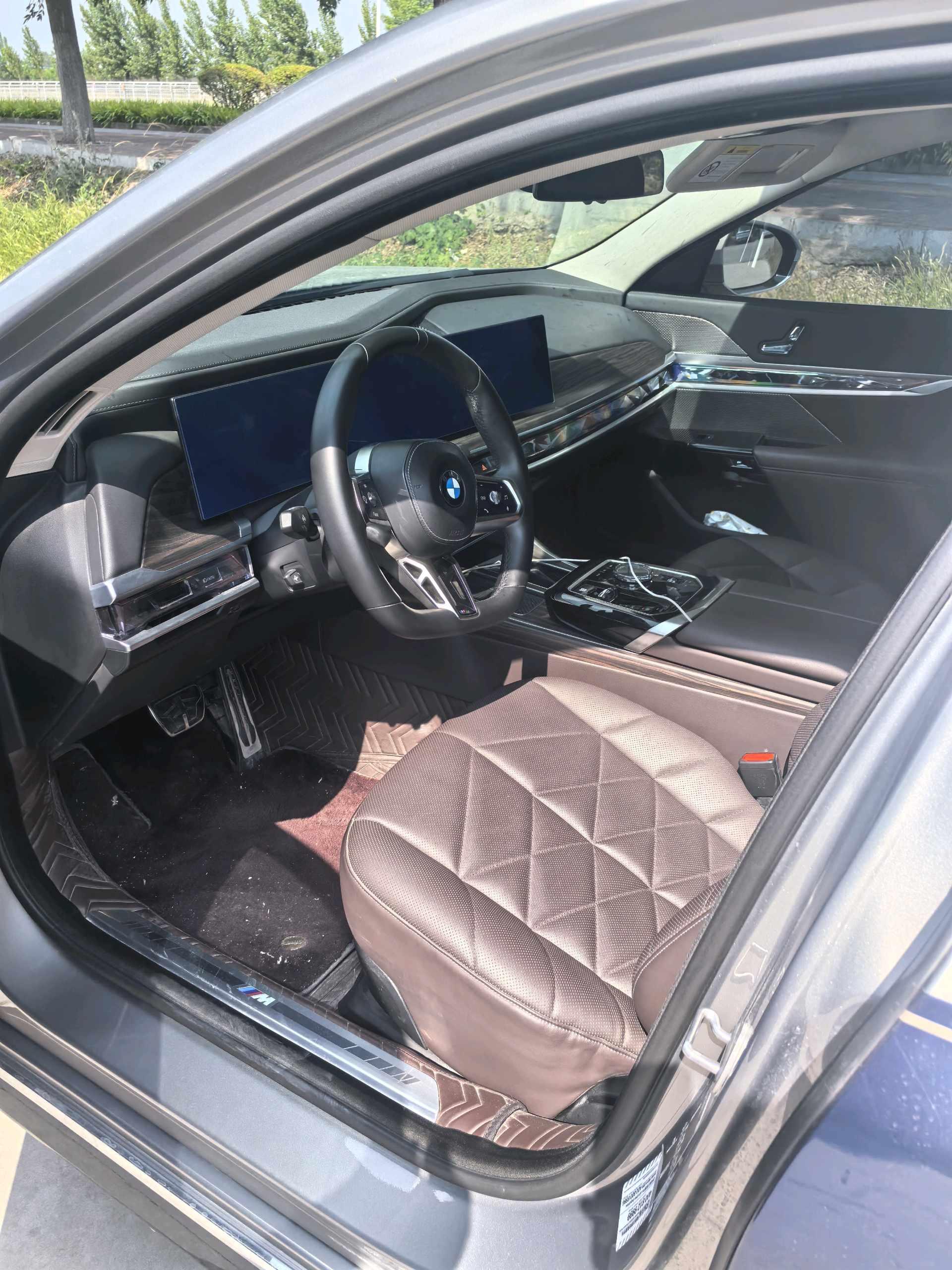 BMW 7 Series (Imported) 2023 735Li 48V 3.0T M Sport Package Automatic 3