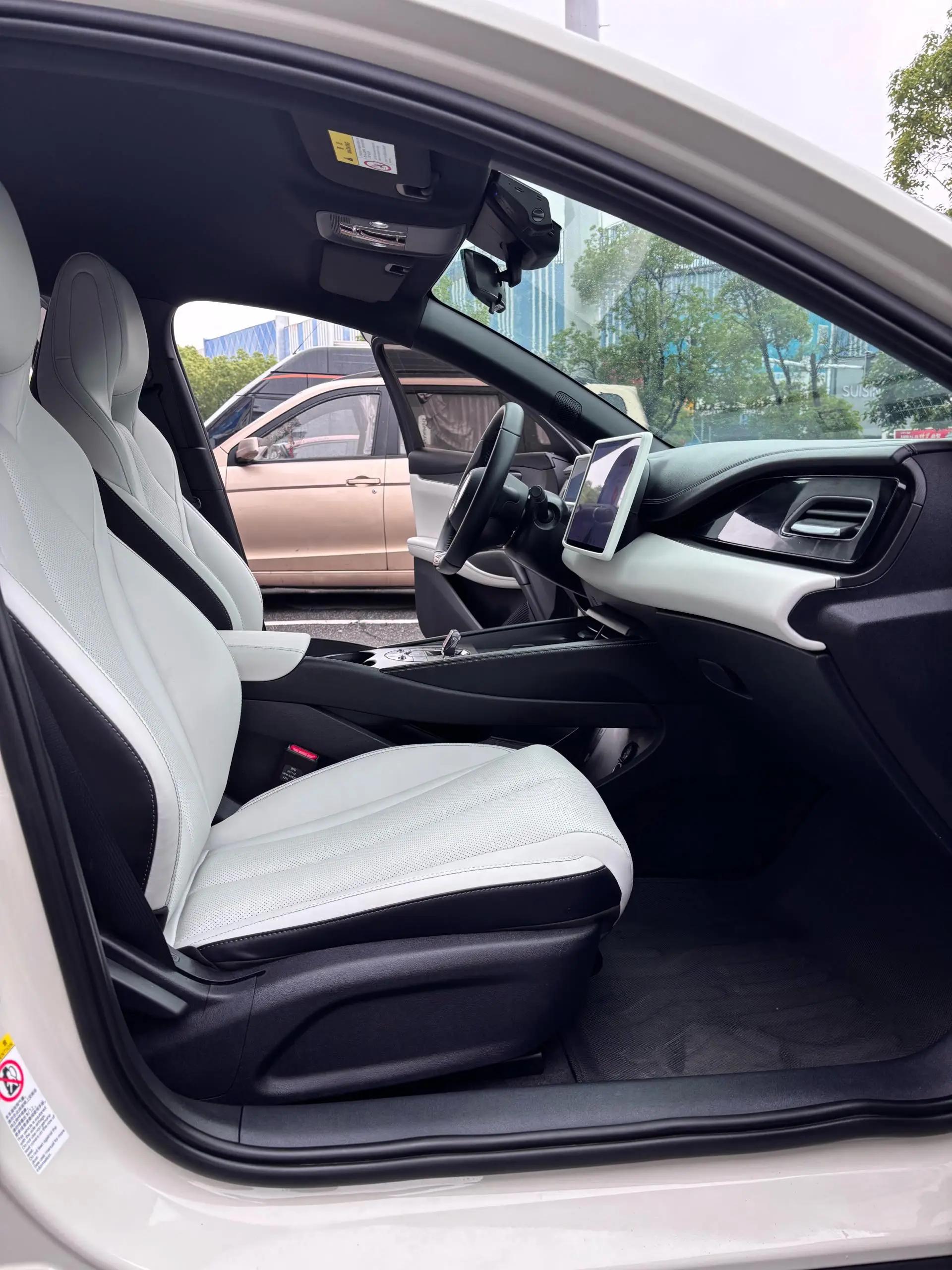 Seal 06 DM-i 2024 Model DM-i 80km Luxury Version 4