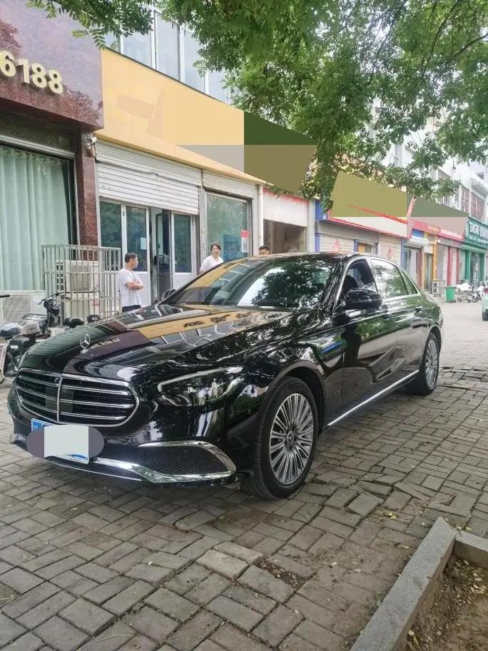 奔驰 E级 2023款 E 300 L 2.0T 运动尊贵型(改款) 自动挡
