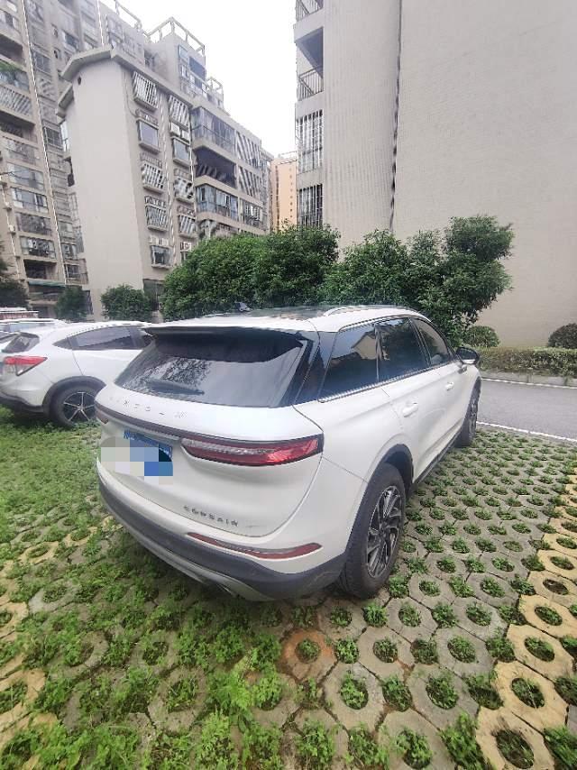 Adventurer 2021 2.0T Two-Drive Zunyue Edition 4
