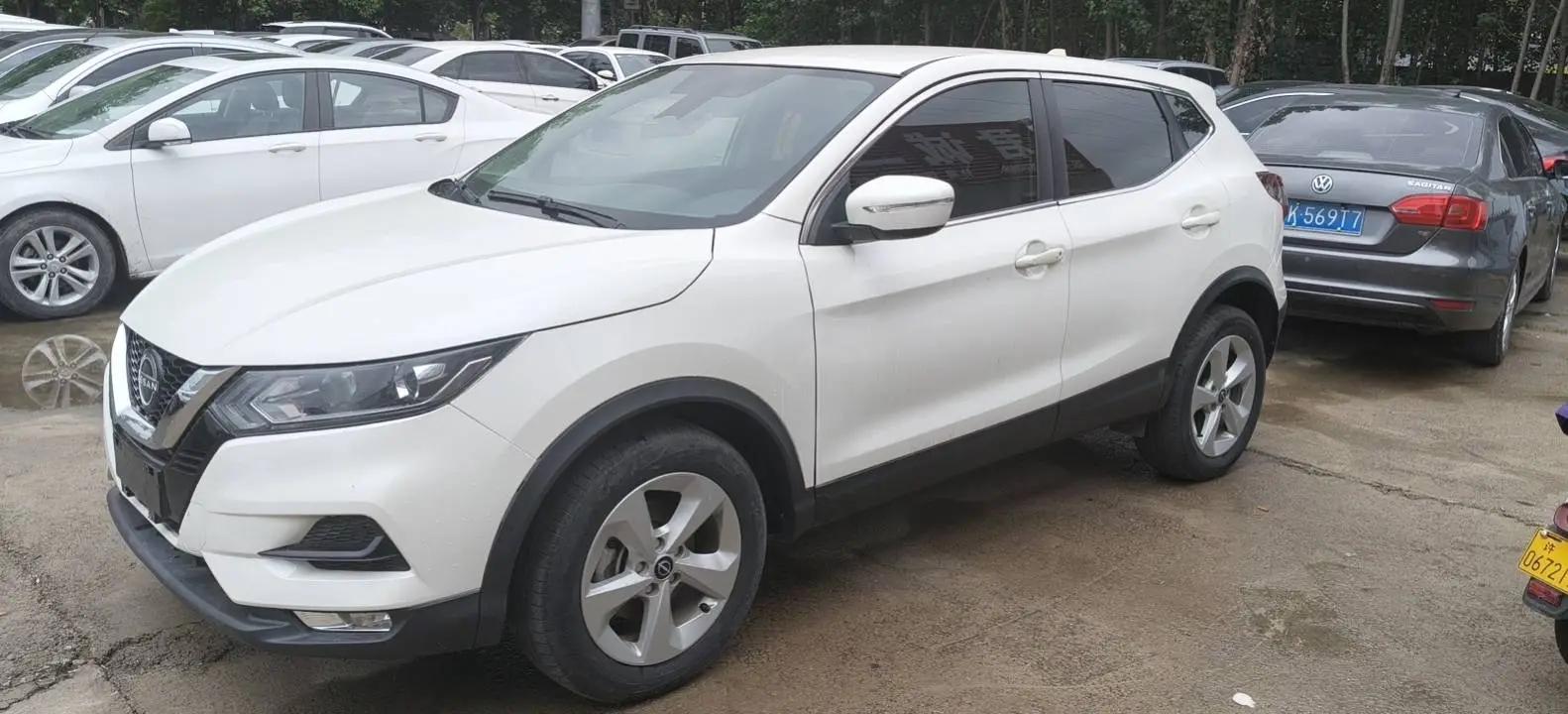 Open image lightbox: Nissan 2025 Qashqai Honor 2.0 CVT Honor XV Genuine Edition Automatic