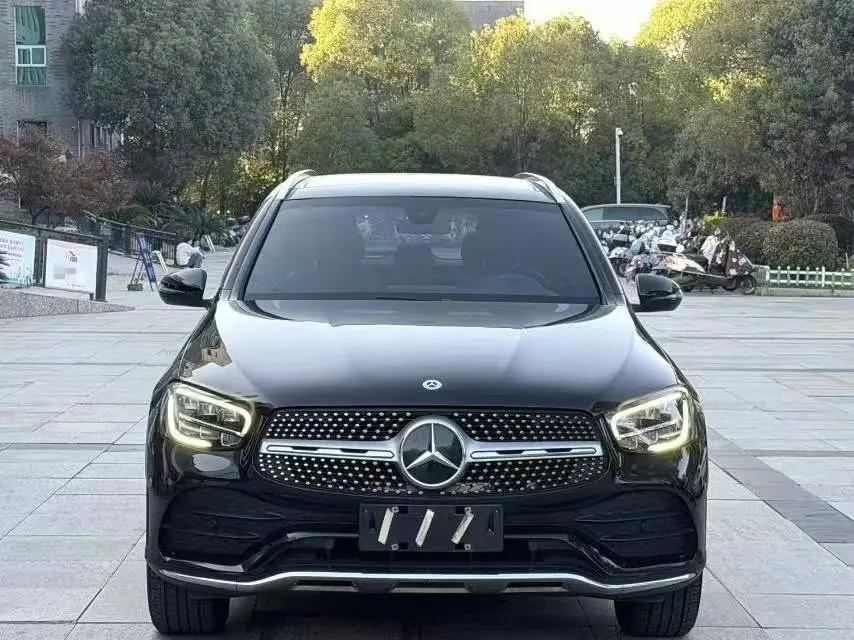 Mercedes Benz GLC 2022 model changed to GLC 260 L 4MATIC luxury model 2