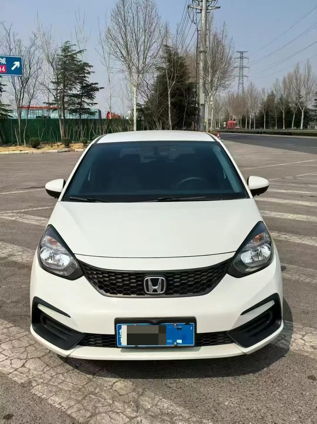 Fit 2021 1.5L CVT Trendy Edition 3