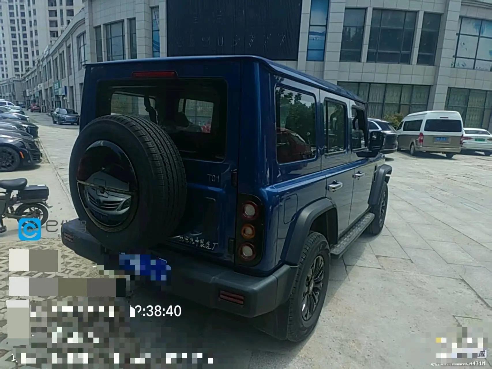 212 2025 T01 2.0T Diesel Automatic 3
