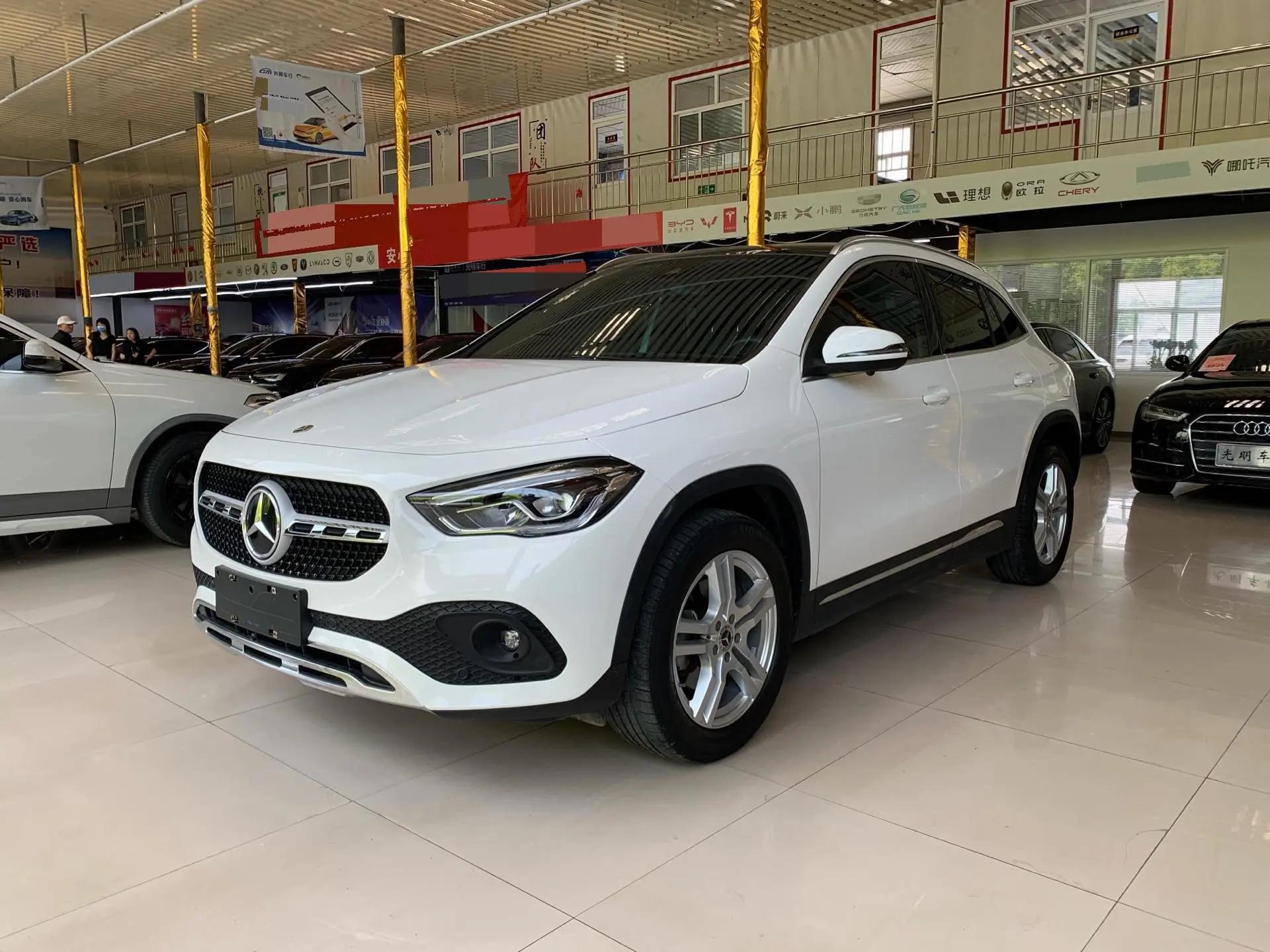 Mercedes Benz 2023 GLA 200 1.3T (modified) automatic gear